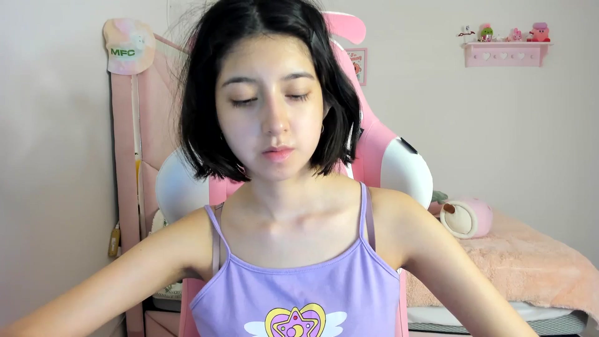 Gallery image thumbnail from Cherrycute666's myfreecams stream on, 03/14/2024, 06:35 image 19 of 20