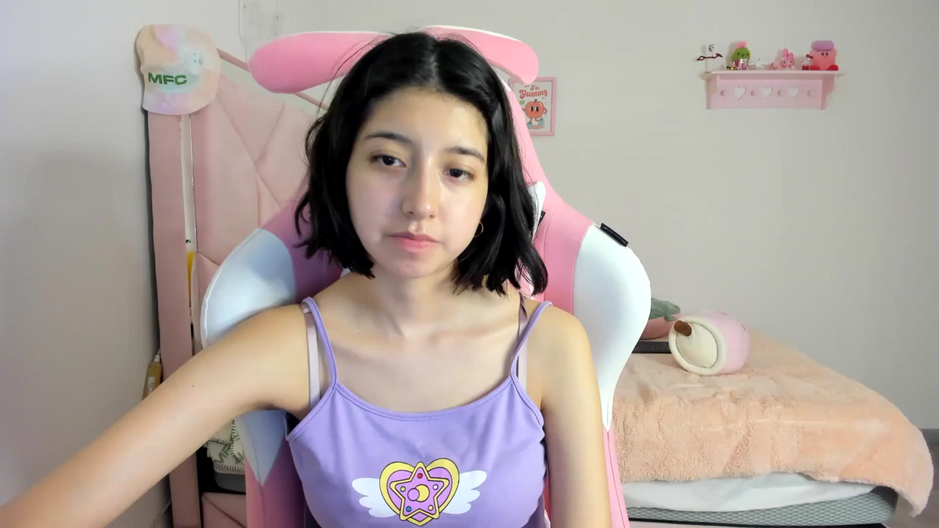 Gallery image thumbnail from Cherrycute666's myfreecams stream on, 03/14/2024, 06:35 image 1 of 20