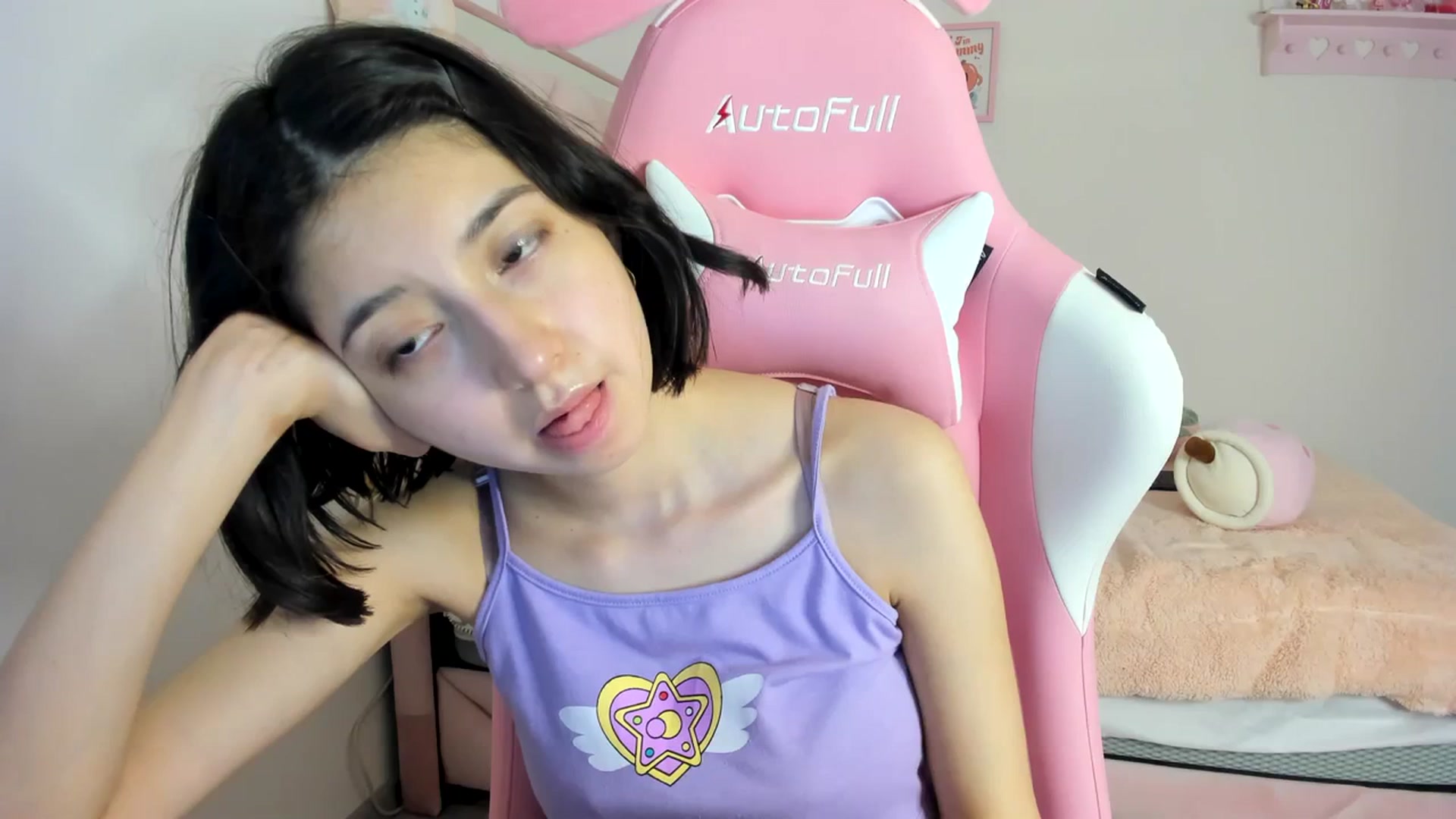 Gallery image thumbnail from Cherrycute666's myfreecams stream on, 03/14/2024, 06:35 image 4 of 20