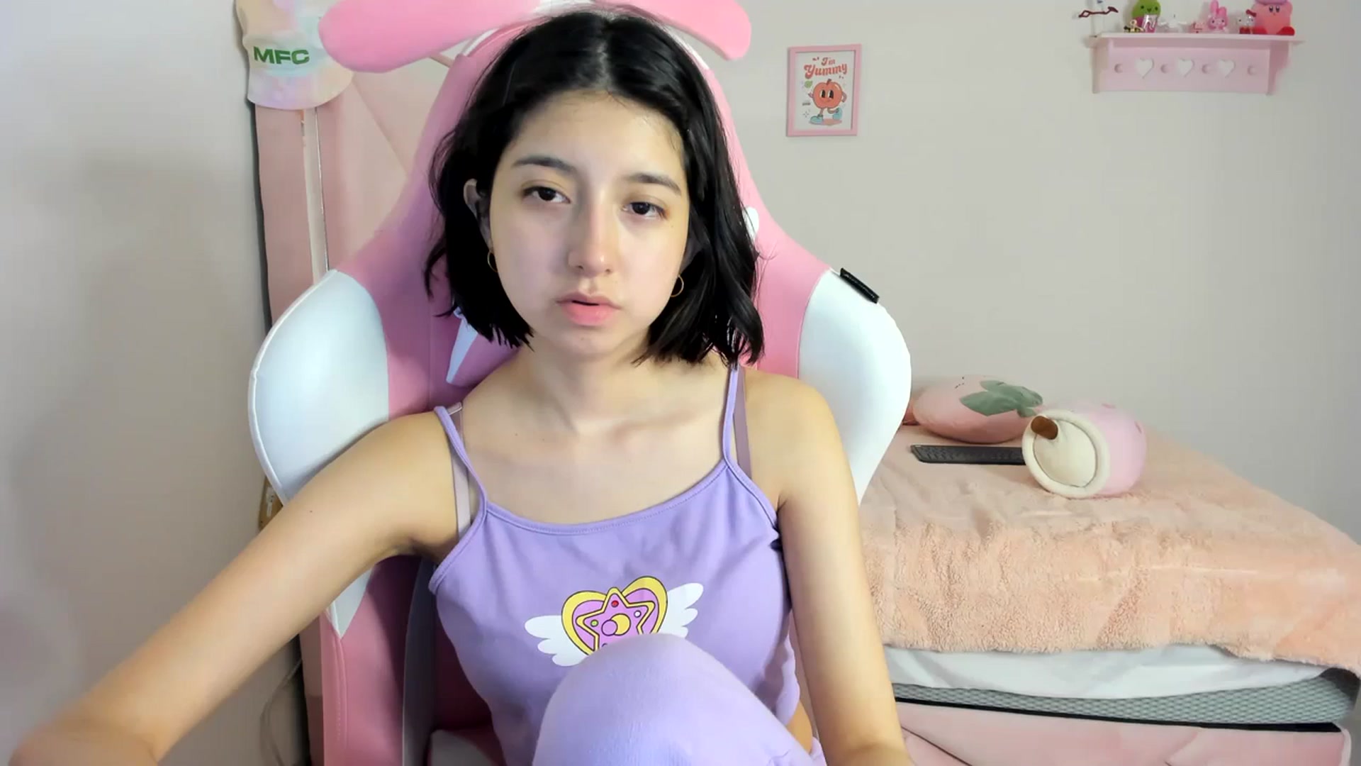 Gallery image thumbnail from Cherrycute666's myfreecams stream on, 03/14/2024, 06:35 image 11 of 20