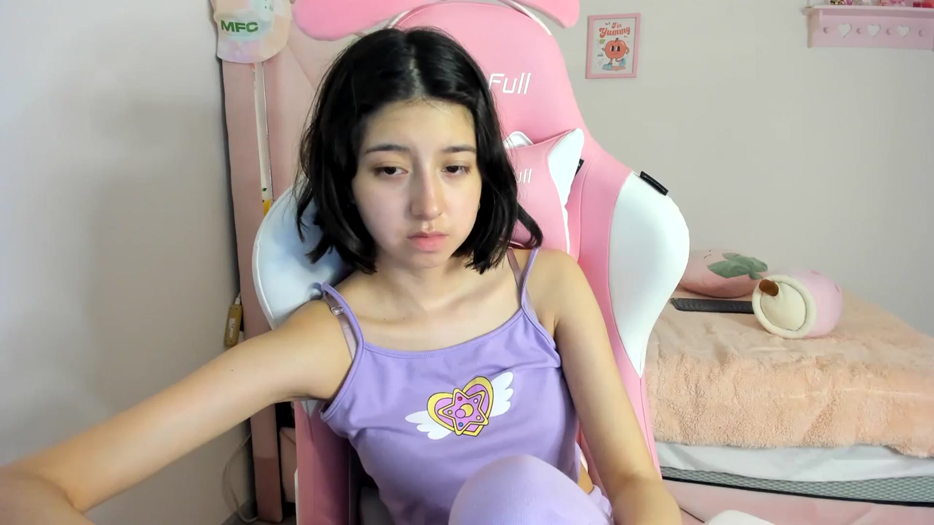 Gallery image thumbnail from Cherrycute666's myfreecams stream on, 03/14/2024, 06:35 image 5 of 20