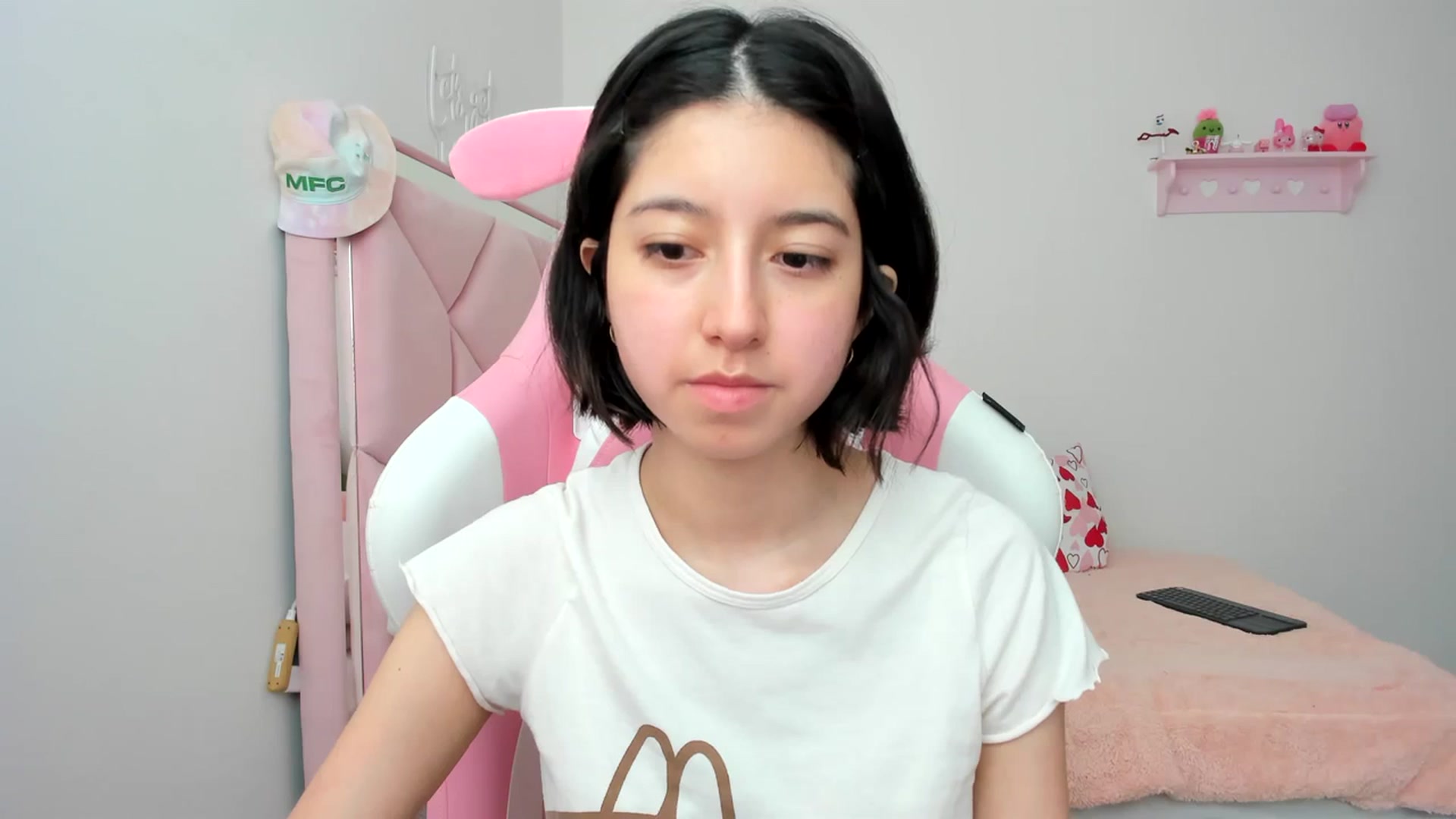 Gallery image thumbnail from Cherrycute666's myfreecams stream on, 03/14/2024, 19:41 image 3 of 20