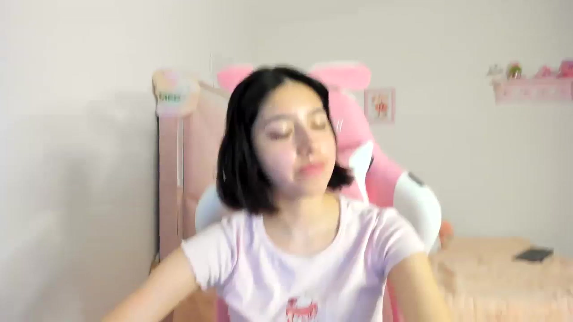 Gallery image thumbnail from Cherrycute666's myfreecams stream on, 03/18/2024, 09:06 image 5 of 20