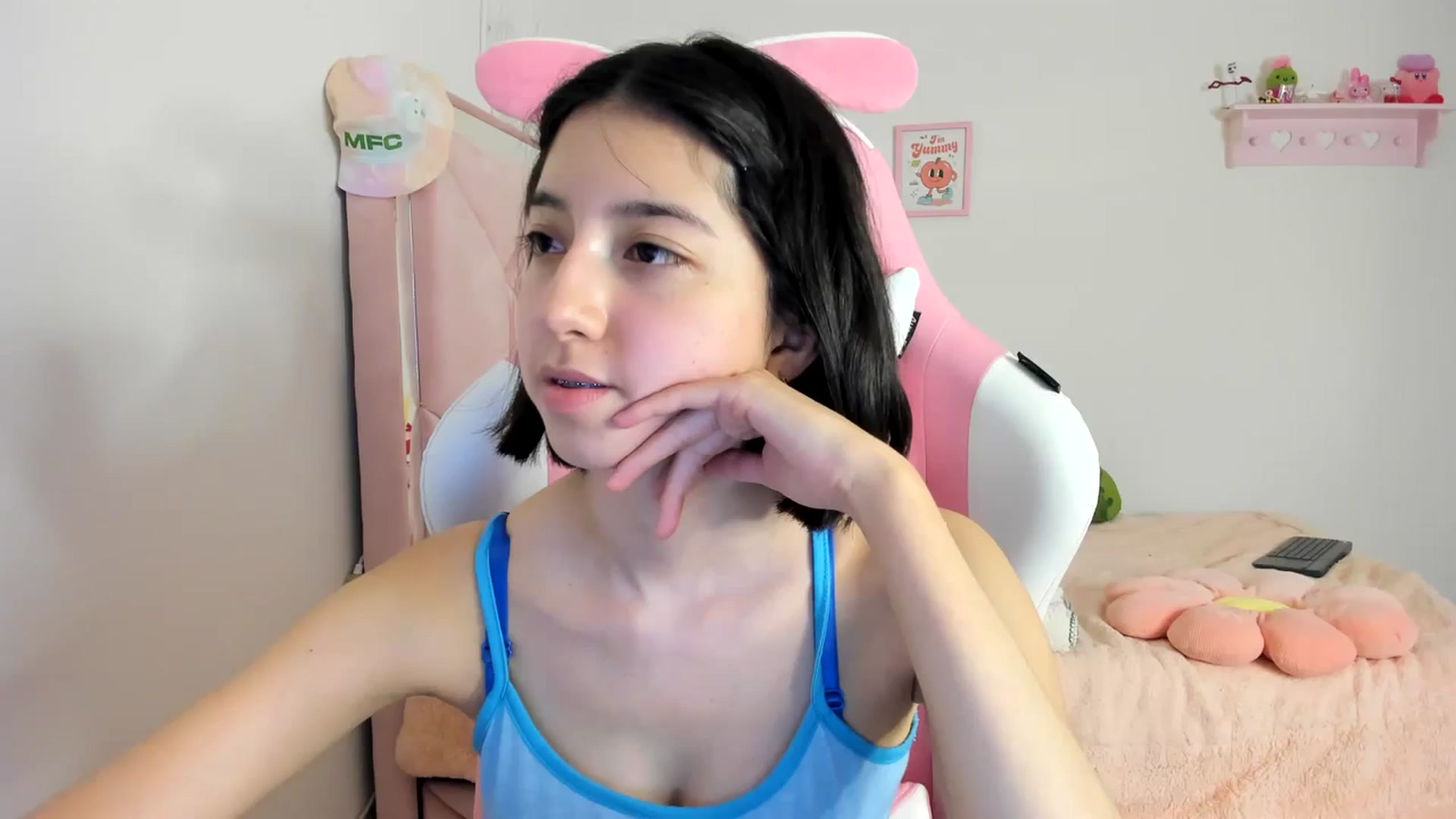 Gallery image thumbnail from Cherrycute666's myfreecams stream on, 03/20/2024, 07:49 image 9 of 20