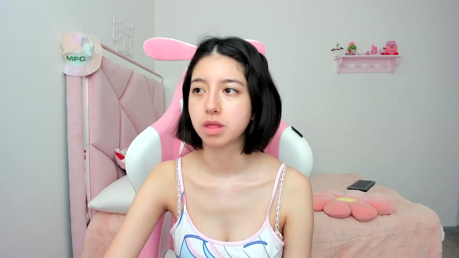 Gallery image thumbnail from Cherrycute666's myfreecams stream on, 03/20/2024, 21:02 image 1 of 20