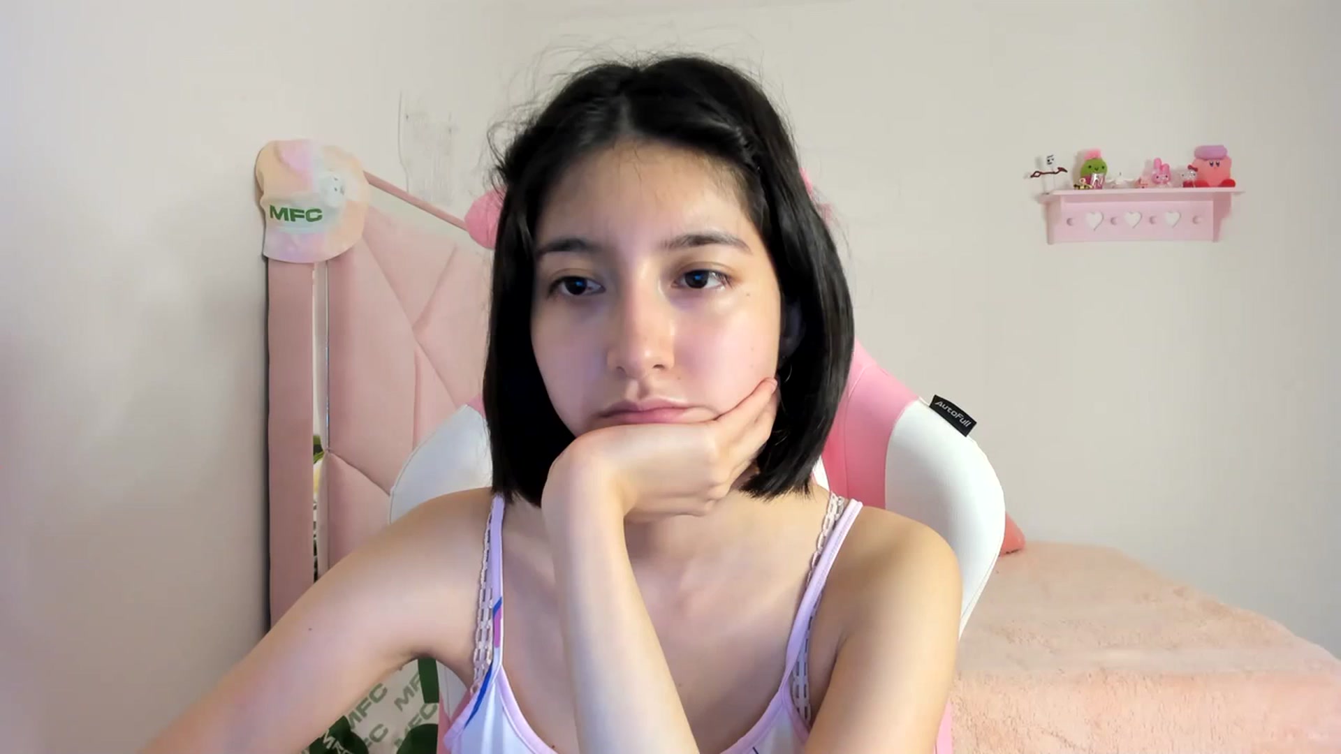 Gallery image thumbnail from Cherrycute666's myfreecams stream on, 03/21/2024, 07:31 image 6 of 20