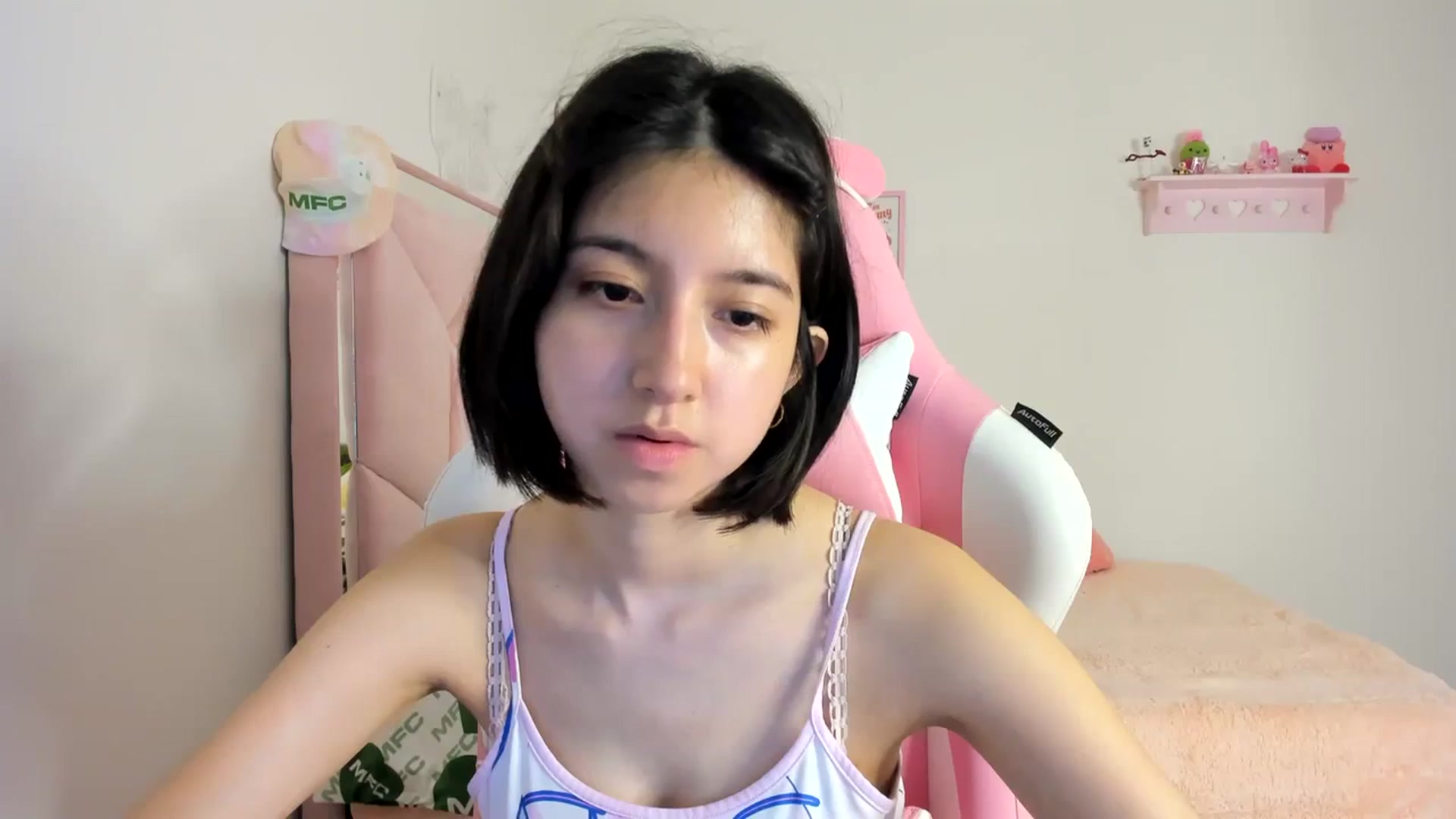 Gallery image thumbnail from Cherrycute666's myfreecams stream on, 03/21/2024, 07:31 image 2 of 20