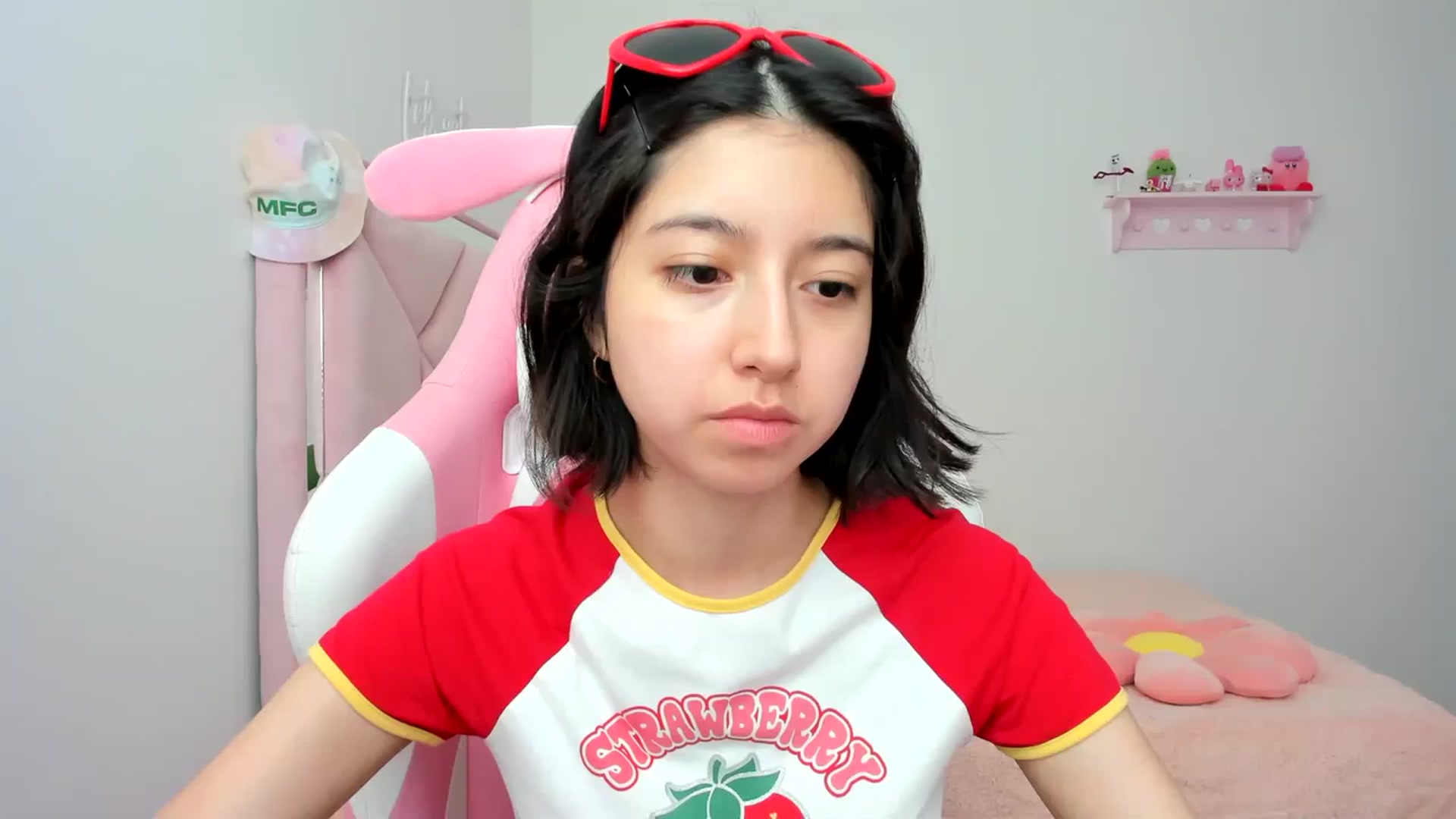 Gallery image thumbnail from Cherrycute666's myfreecams stream on, 03/21/2024, 19:59 image 1 of 20