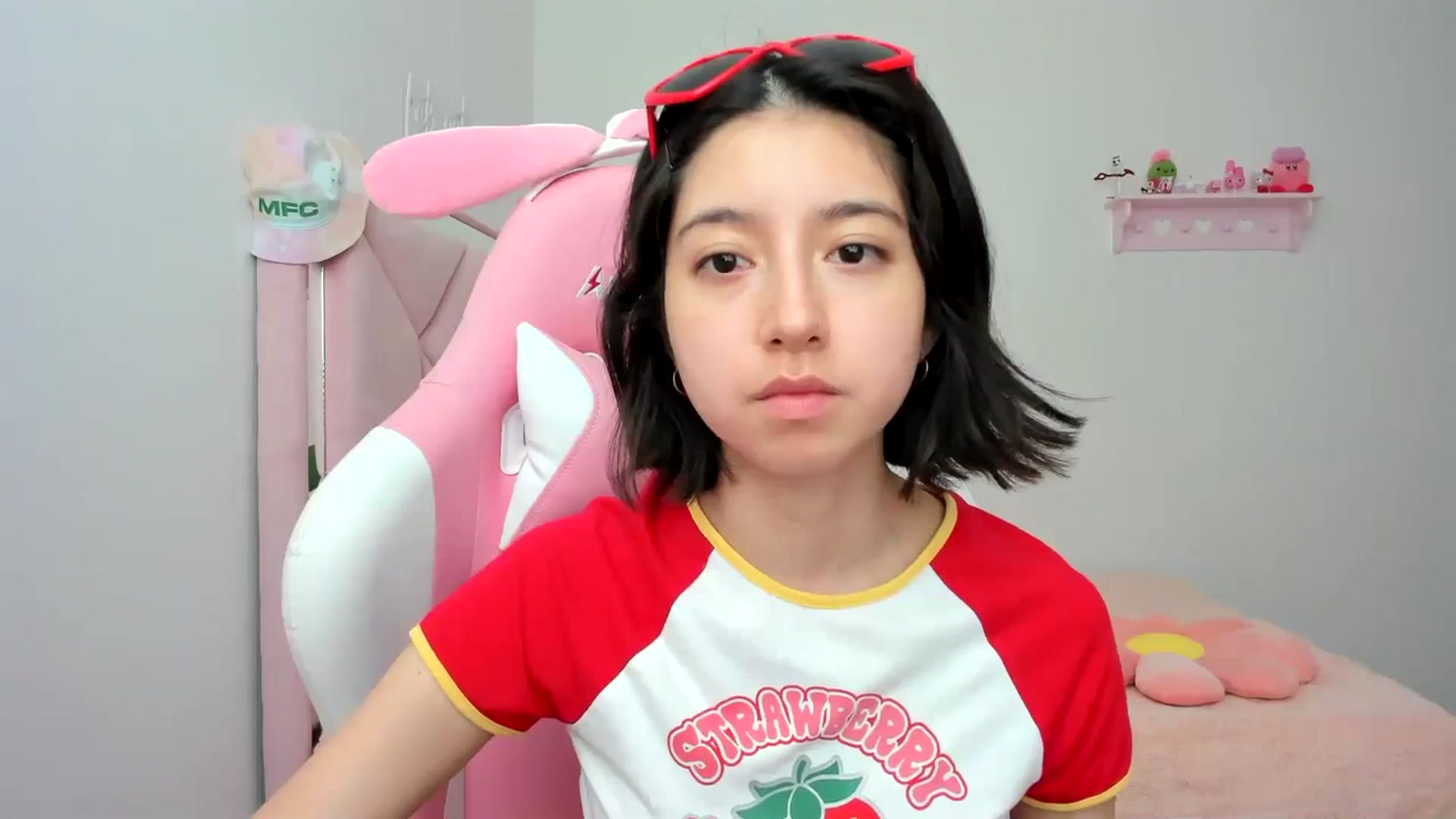 Gallery image thumbnail from Cherrycute666's myfreecams stream on, 03/21/2024, 19:59 image 7 of 20