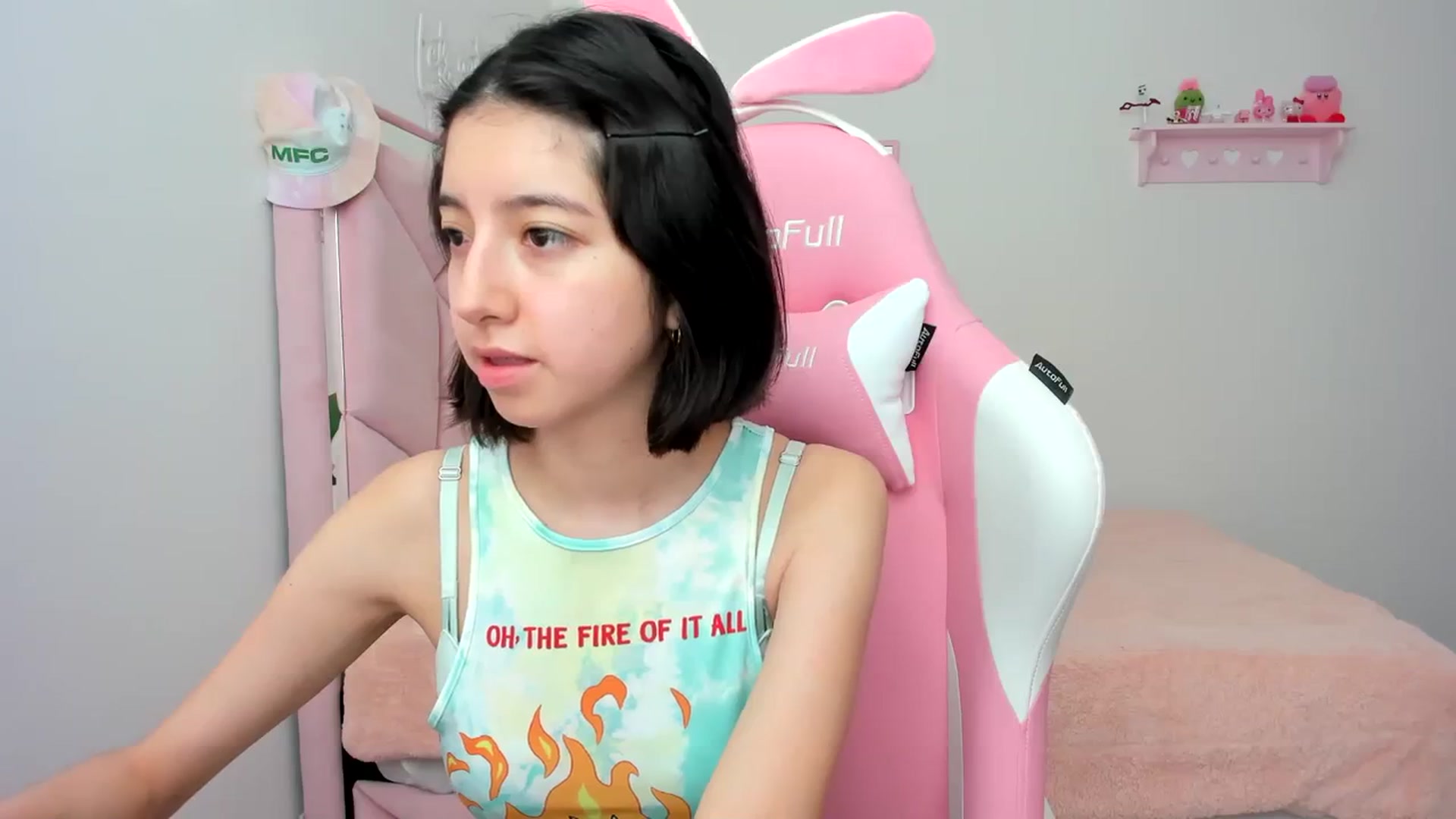 Gallery image thumbnail from Cherrycute666's myfreecams stream on, 03/22/2024, 21:41 image 9 of 20