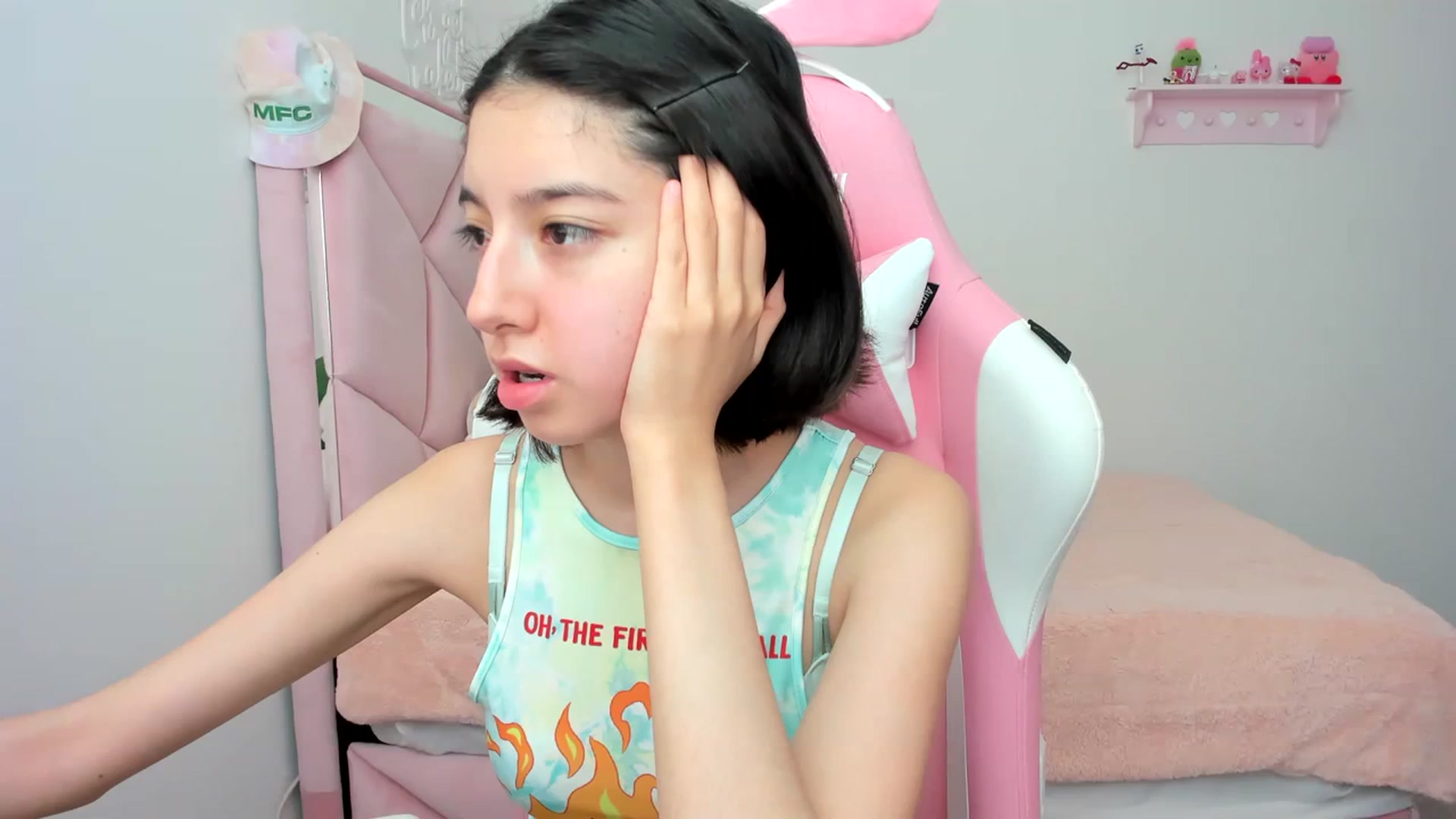 Gallery image thumbnail from Cherrycute666's myfreecams stream on, 03/22/2024, 21:41 image 2 of 20