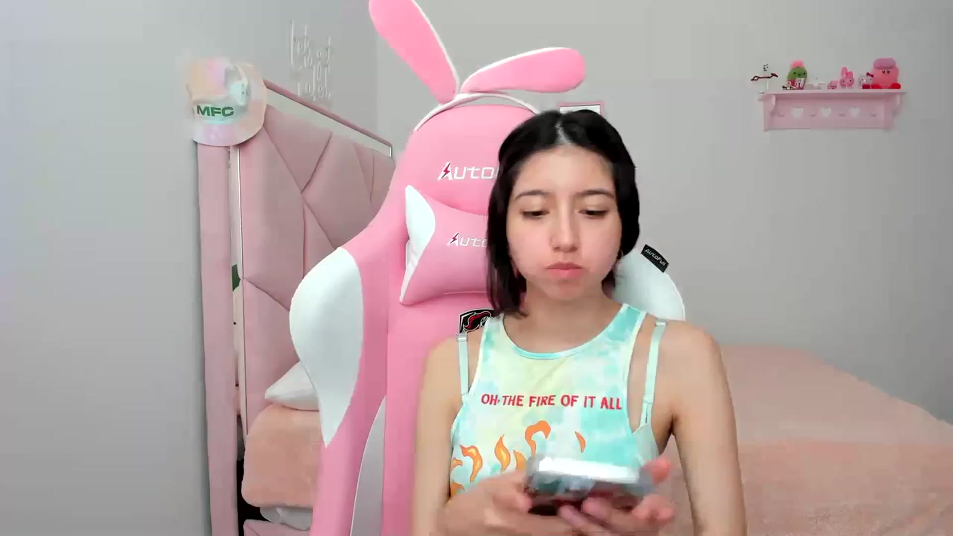 Gallery image thumbnail from Cherrycute666's myfreecams stream on, 03/22/2024, 23:27 image 1 of 20