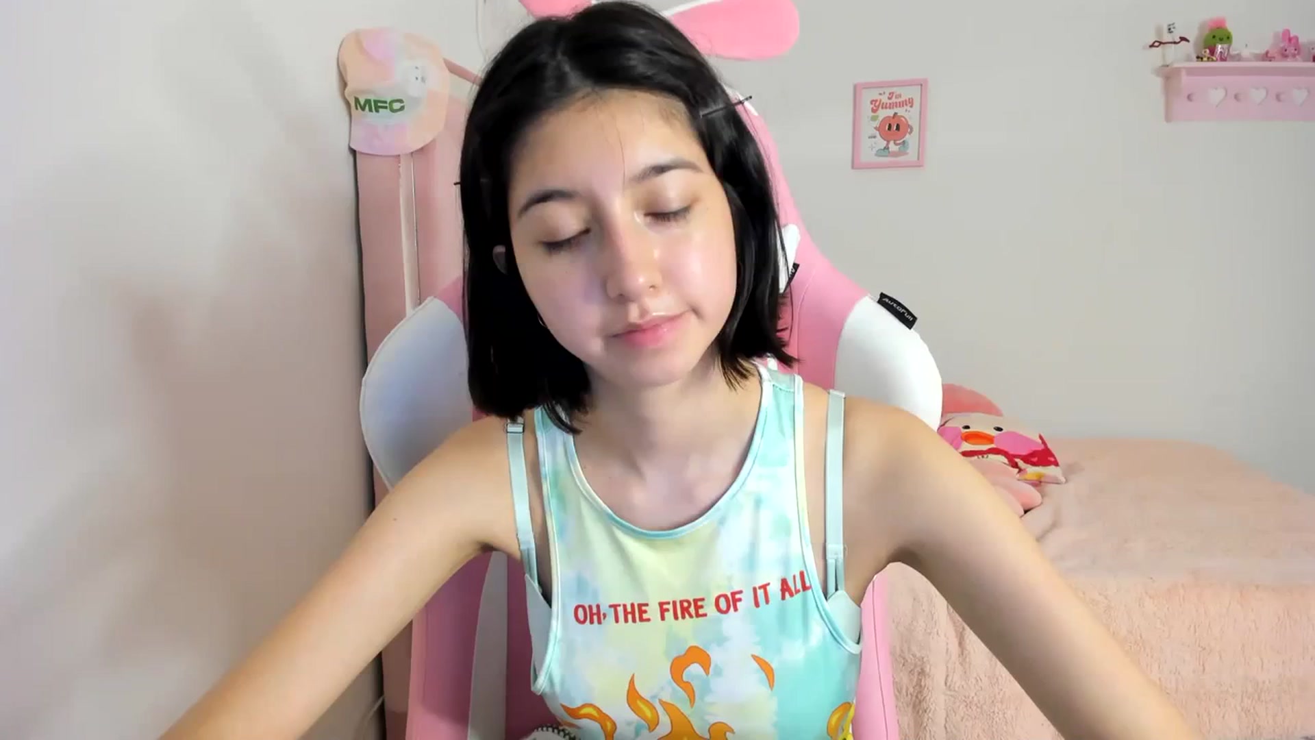 Gallery image thumbnail from Cherrycute666's myfreecams stream on, 03/23/2024, 04:49 image 1 of 20