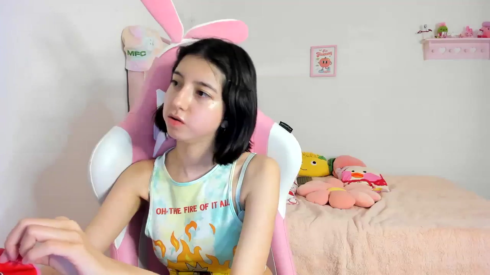Gallery image thumbnail from Cherrycute666's myfreecams stream on, 03/23/2024, 04:49 image 17 of 20