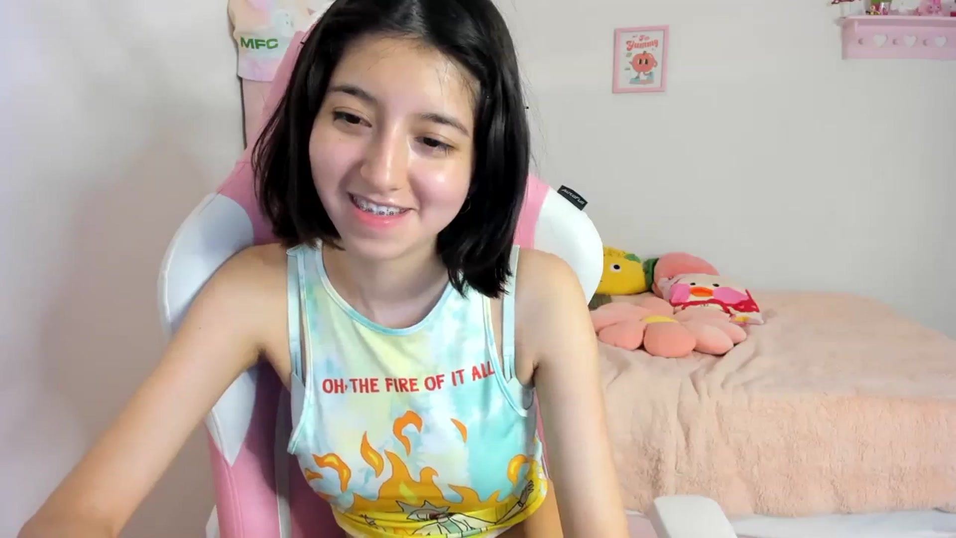 Gallery image thumbnail from Cherrycute666's myfreecams stream on, 03/23/2024, 04:49 image 9 of 20