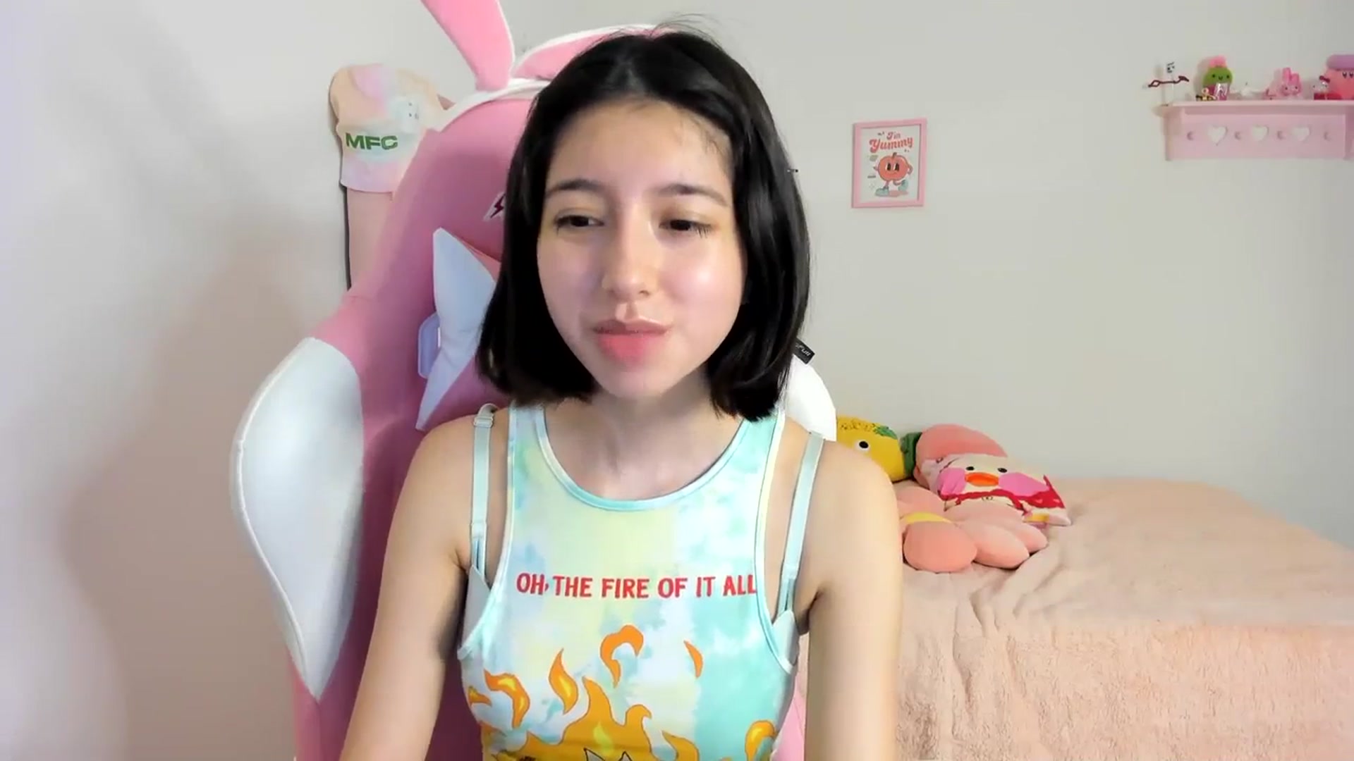 Gallery image thumbnail from Cherrycute666's myfreecams stream on, 03/23/2024, 04:49 image 11 of 20