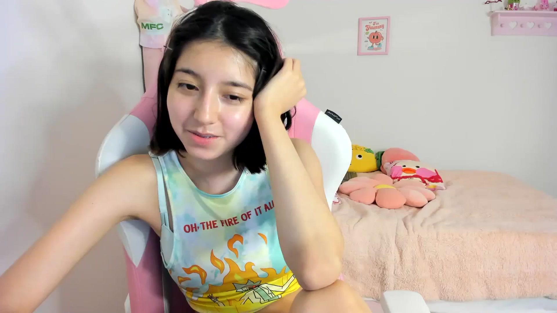 Gallery image thumbnail from Cherrycute666's myfreecams stream on, 03/23/2024, 04:49 image 8 of 20