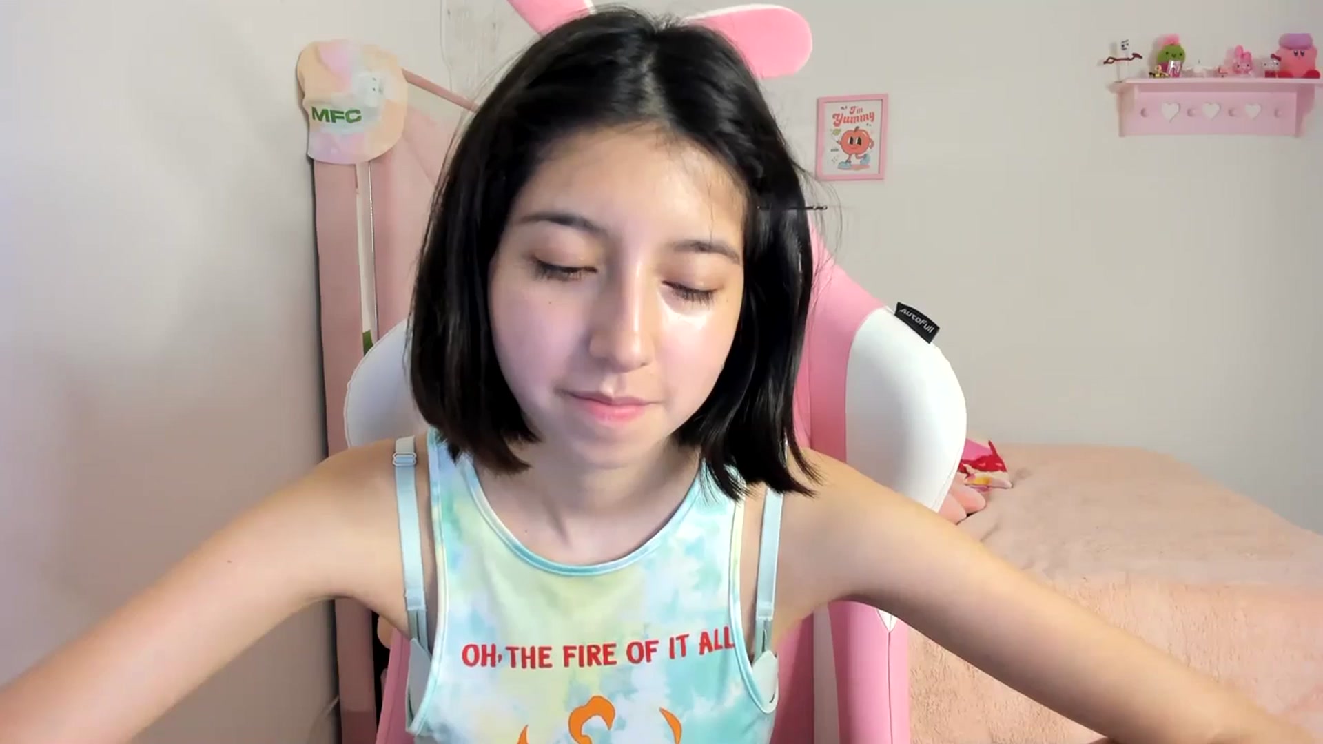 Gallery image thumbnail from Cherrycute666's myfreecams stream on, 03/23/2024, 08:32 image 9 of 20