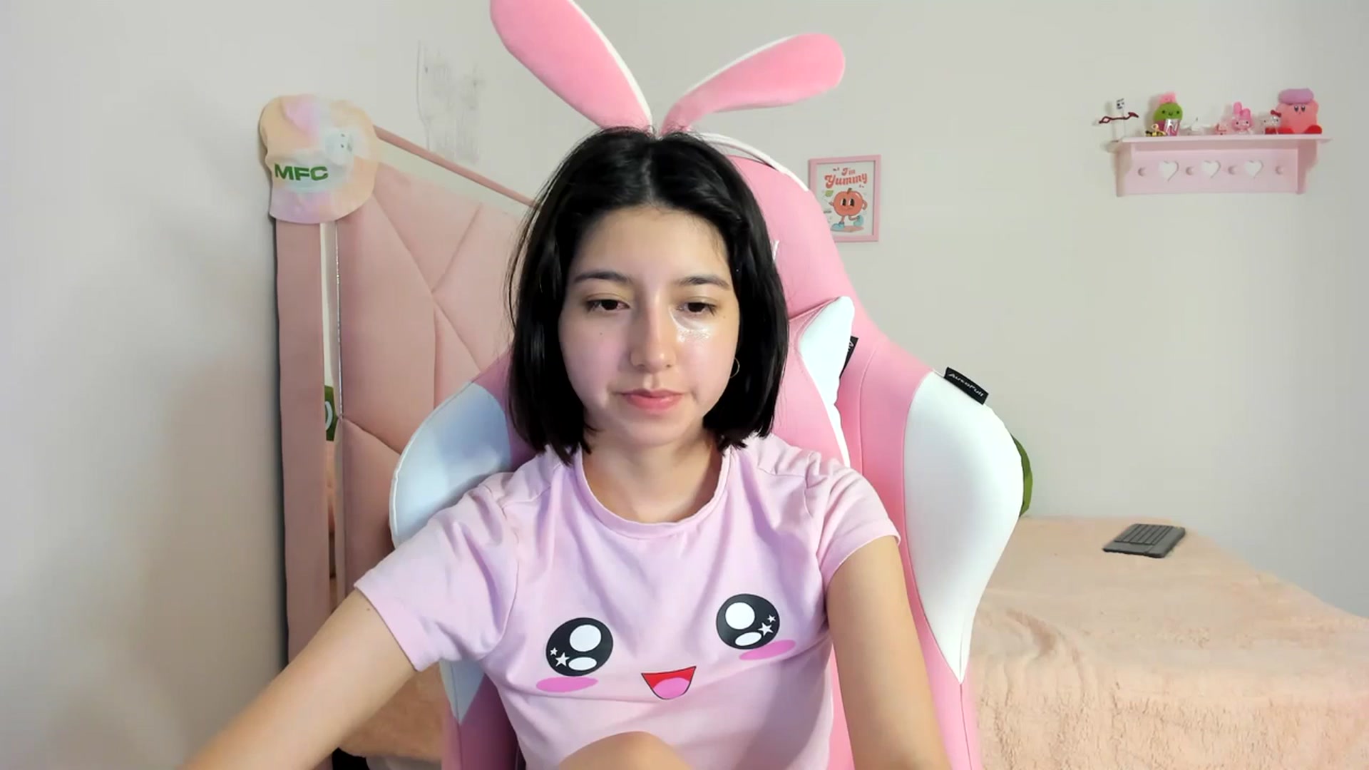 Gallery image thumbnail from Cherrycute666's myfreecams stream on, 03/24/2024, 03:57 image 19 of 20