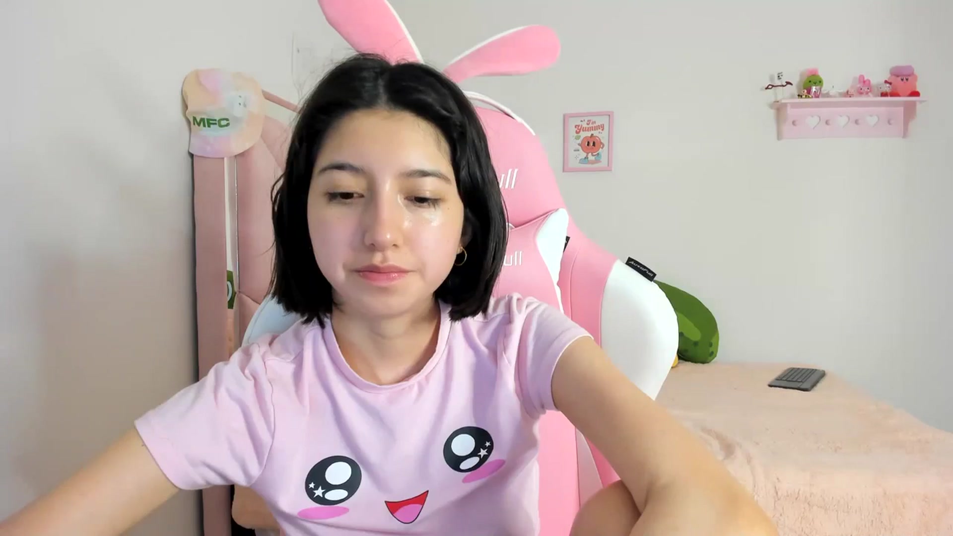 Gallery image thumbnail from Cherrycute666's myfreecams stream on, 03/24/2024, 03:57 image 16 of 20
