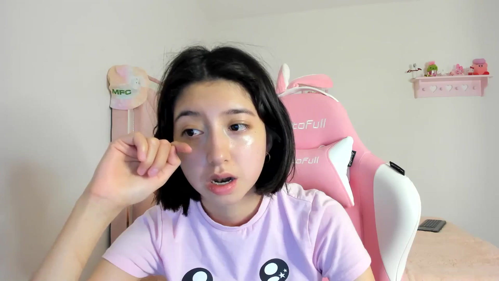 Gallery image thumbnail from Cherrycute666's myfreecams stream on, 03/24/2024, 03:57 image 12 of 20
