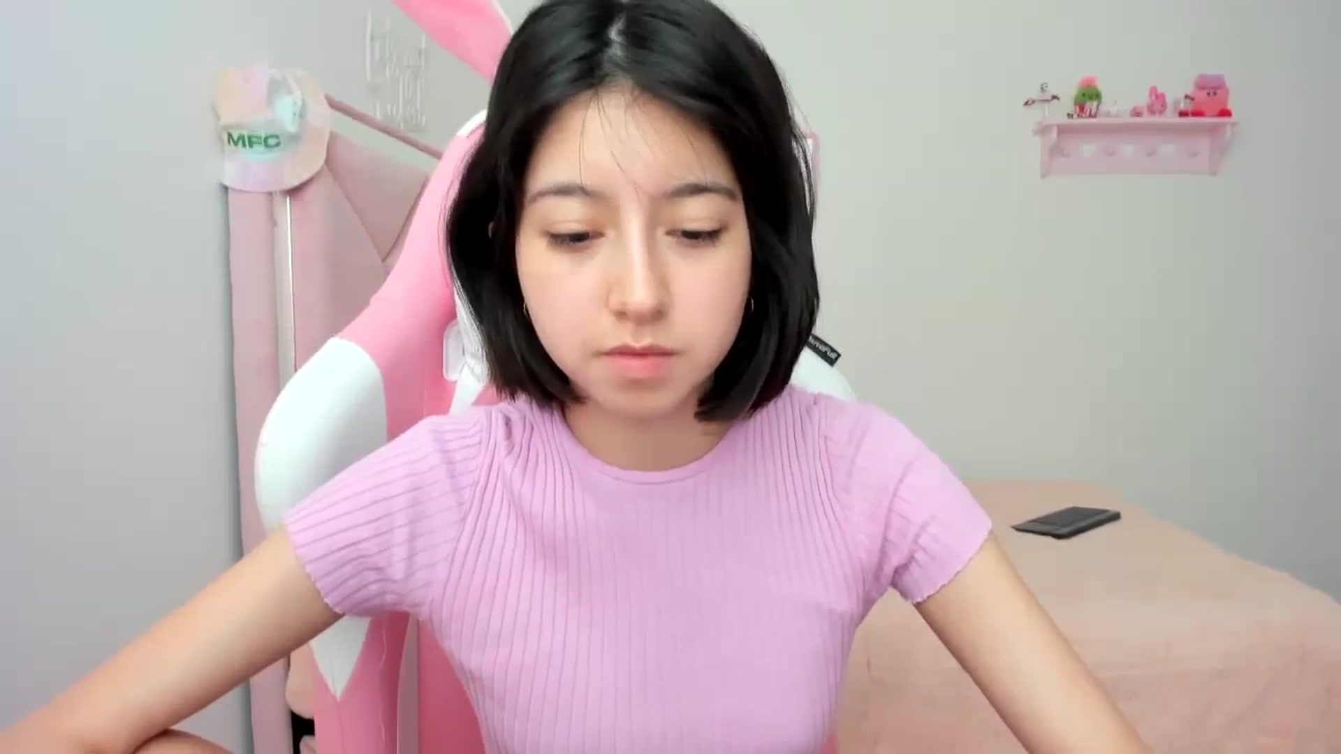 Gallery image thumbnail from Cherrycute666's myfreecams stream on, 03/24/2024, 22:17 image 18 of 20