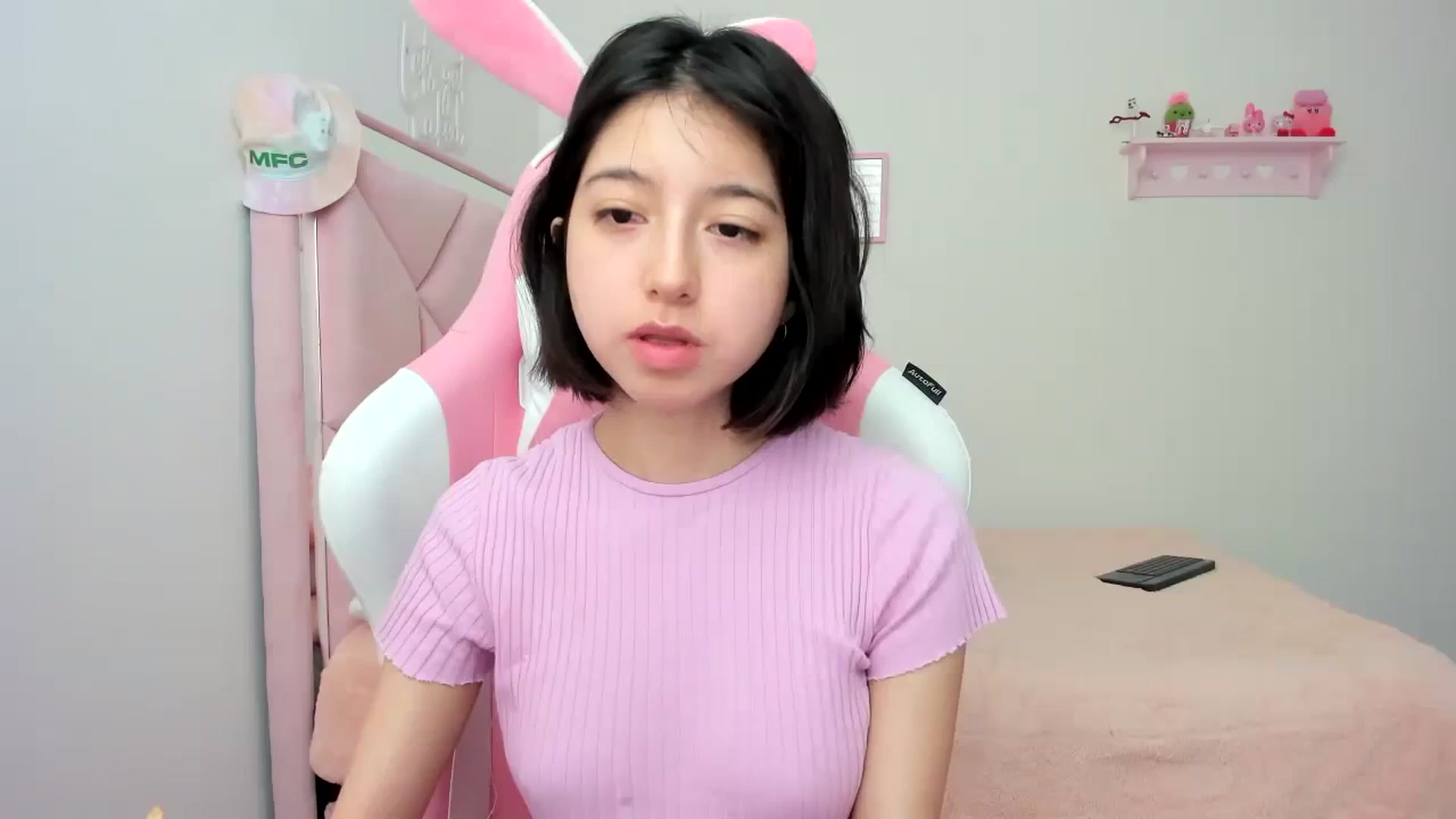 Gallery image thumbnail from Cherrycute666's myfreecams stream on, 03/24/2024, 22:17 image 4 of 20