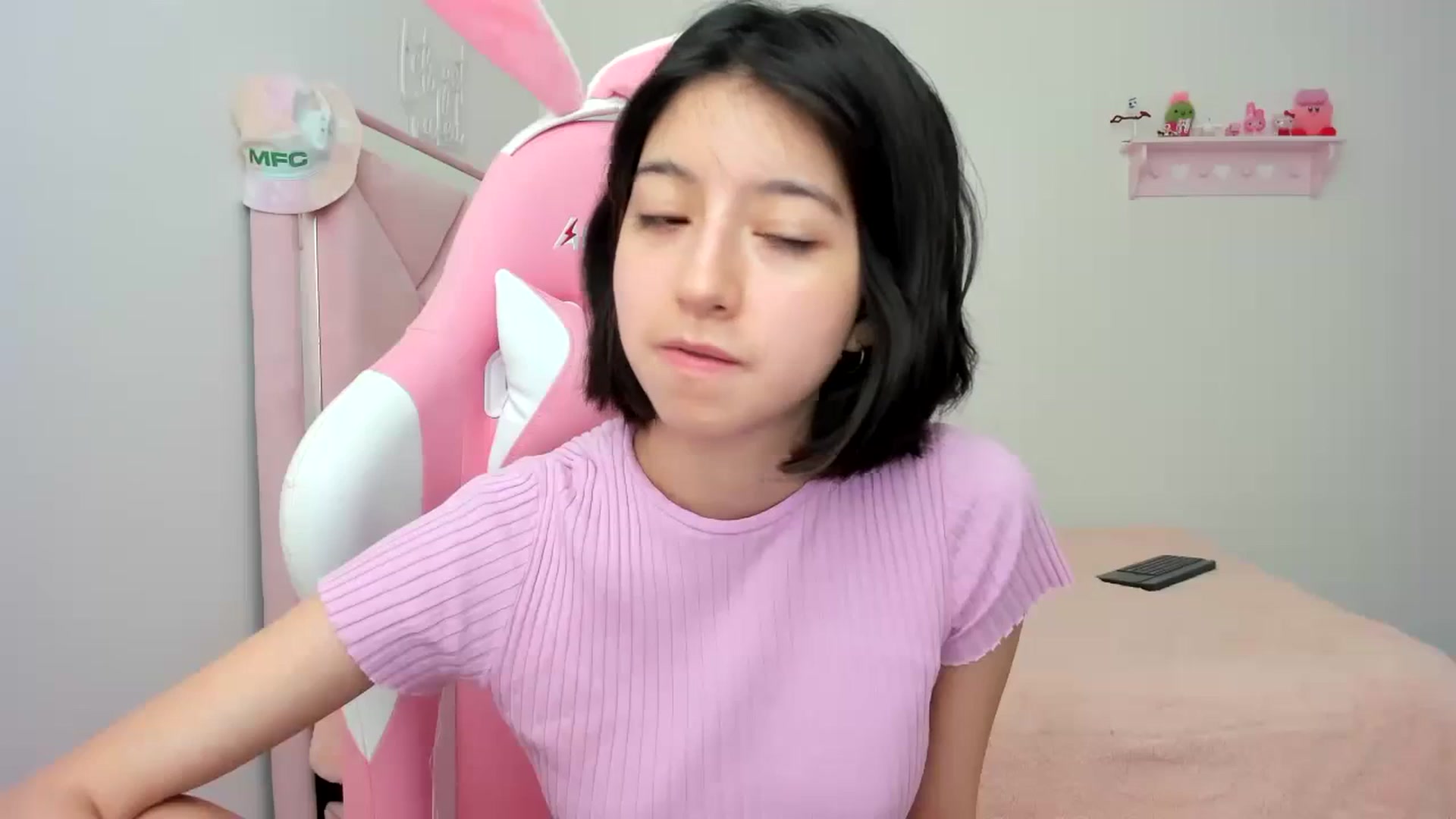 Gallery image thumbnail from Cherrycute666's myfreecams stream on, 03/24/2024, 22:17 image 19 of 20