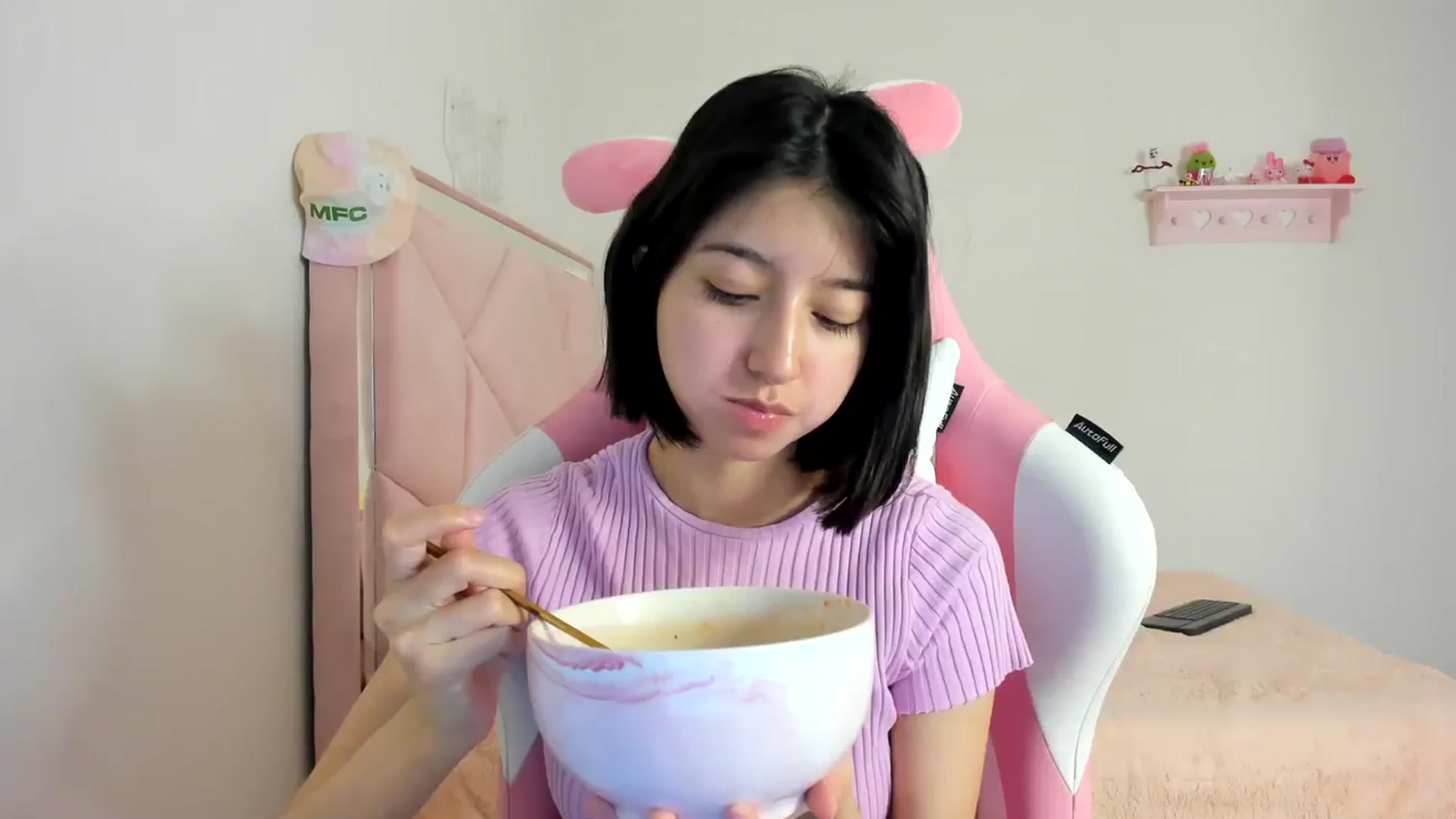 Gallery image thumbnail from Cherrycute666's myfreecams stream on, 03/25/2024, 06:48 image 1 of 20