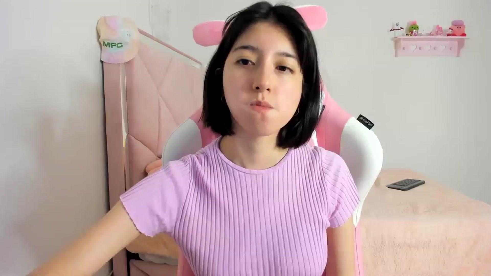 Gallery image thumbnail from Cherrycute666's myfreecams stream on, 03/25/2024, 06:48 image 14 of 20