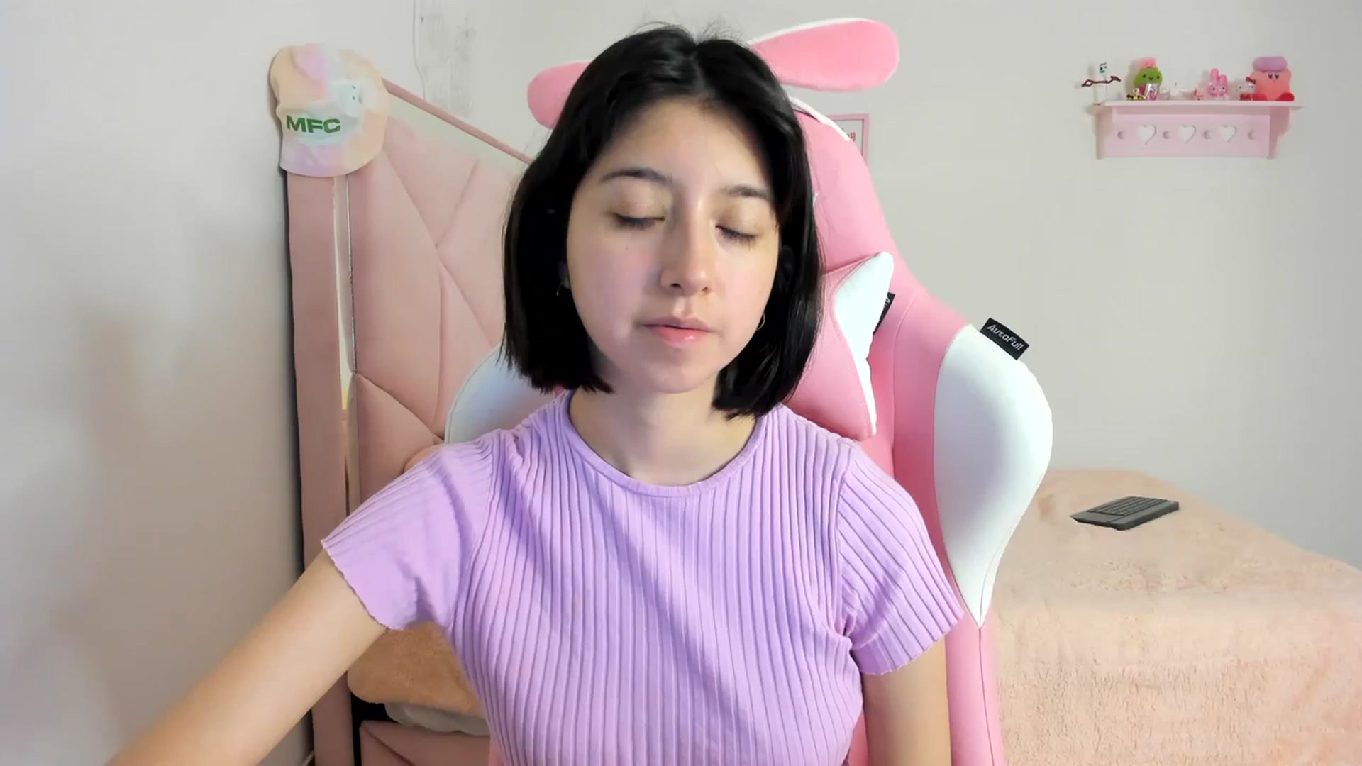 Gallery image thumbnail from Cherrycute666's myfreecams stream on, 03/25/2024, 06:48 image 16 of 20