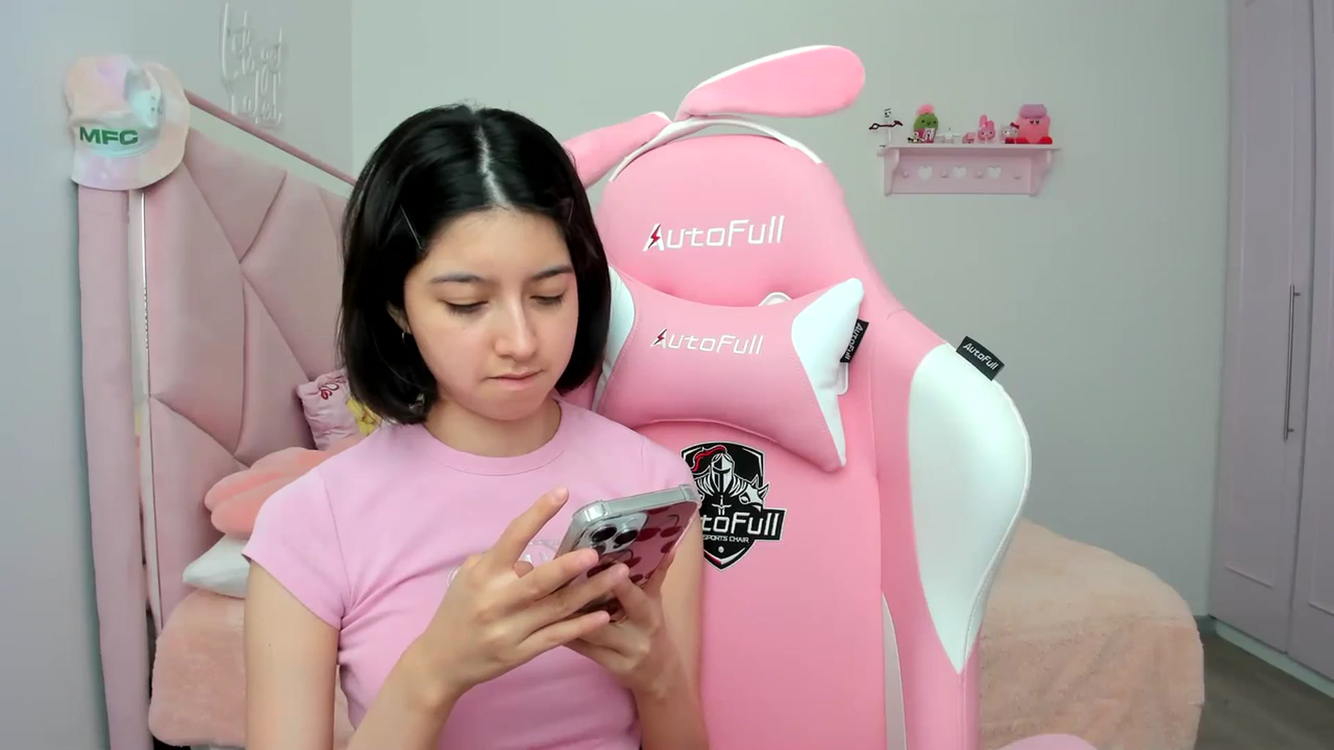 Gallery image thumbnail from Cherrycute666's myfreecams stream on, 03/25/2024, 20:07 image 13 of 20
