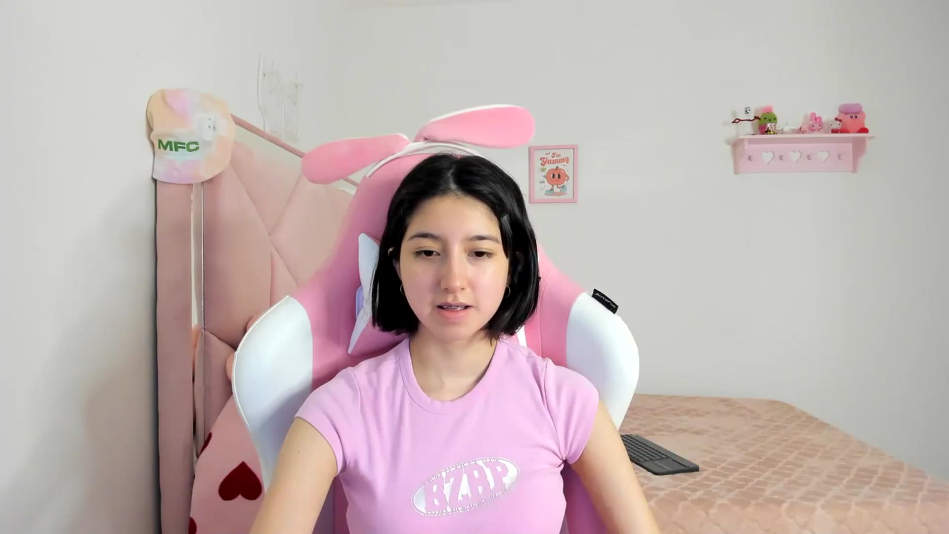 Gallery image thumbnail from Cherrycute666's myfreecams stream on, 03/26/2024, 04:59 image 3 of 20