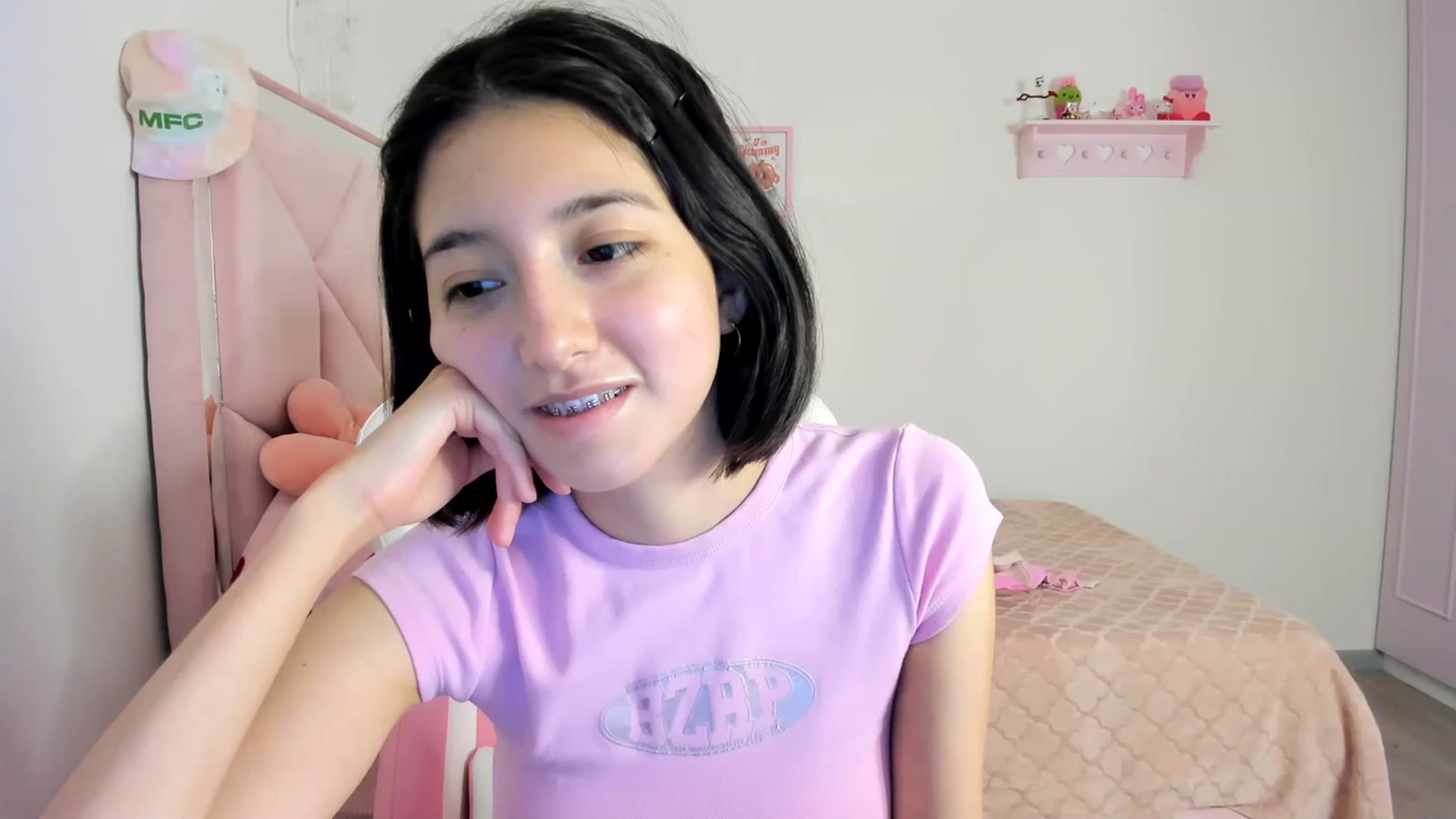 Gallery image thumbnail from Cherrycute666's myfreecams stream on, 03/26/2024, 04:59 image 14 of 20