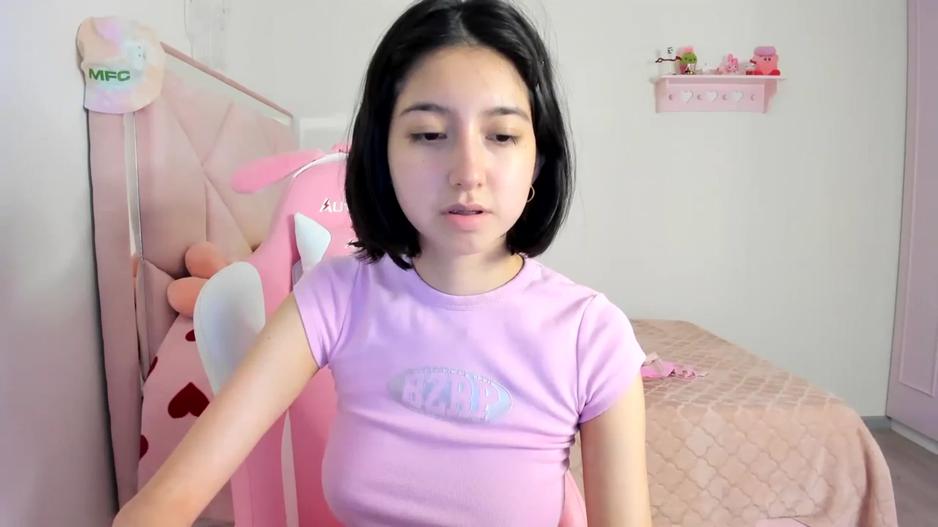 Gallery image thumbnail from Cherrycute666's myfreecams stream on, 03/26/2024, 04:59 image 13 of 20