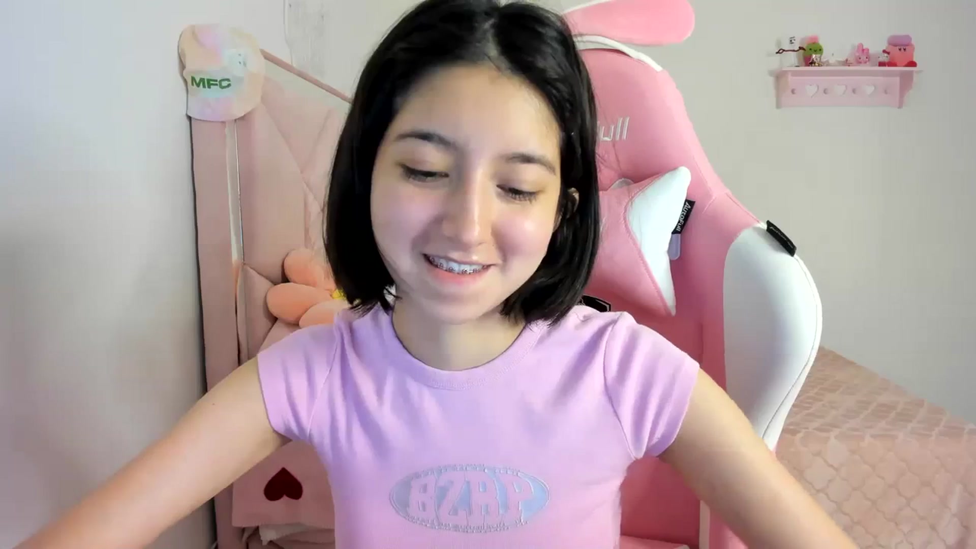 Gallery image thumbnail from Cherrycute666's myfreecams stream on, 03/26/2024, 04:59 image 9 of 20