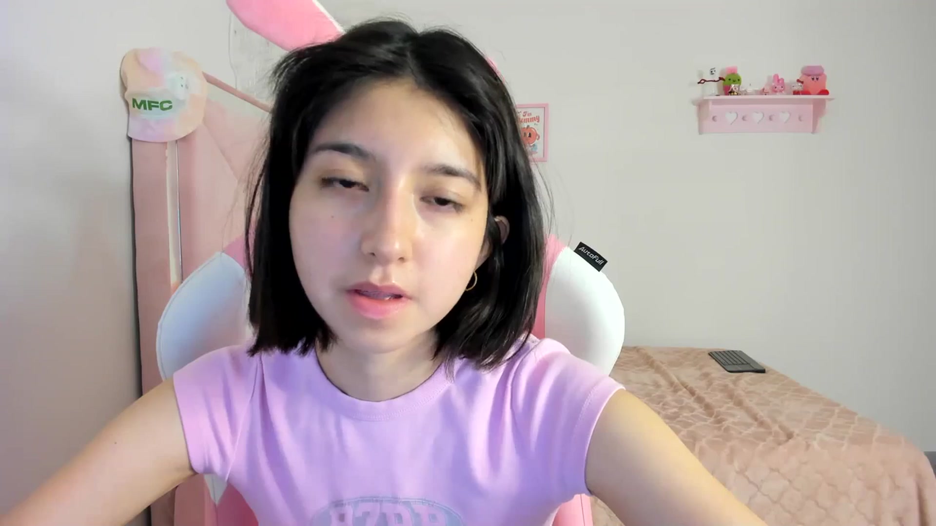 Gallery image thumbnail from Cherrycute666's myfreecams stream on, 03/26/2024, 08:24 image 7 of 20