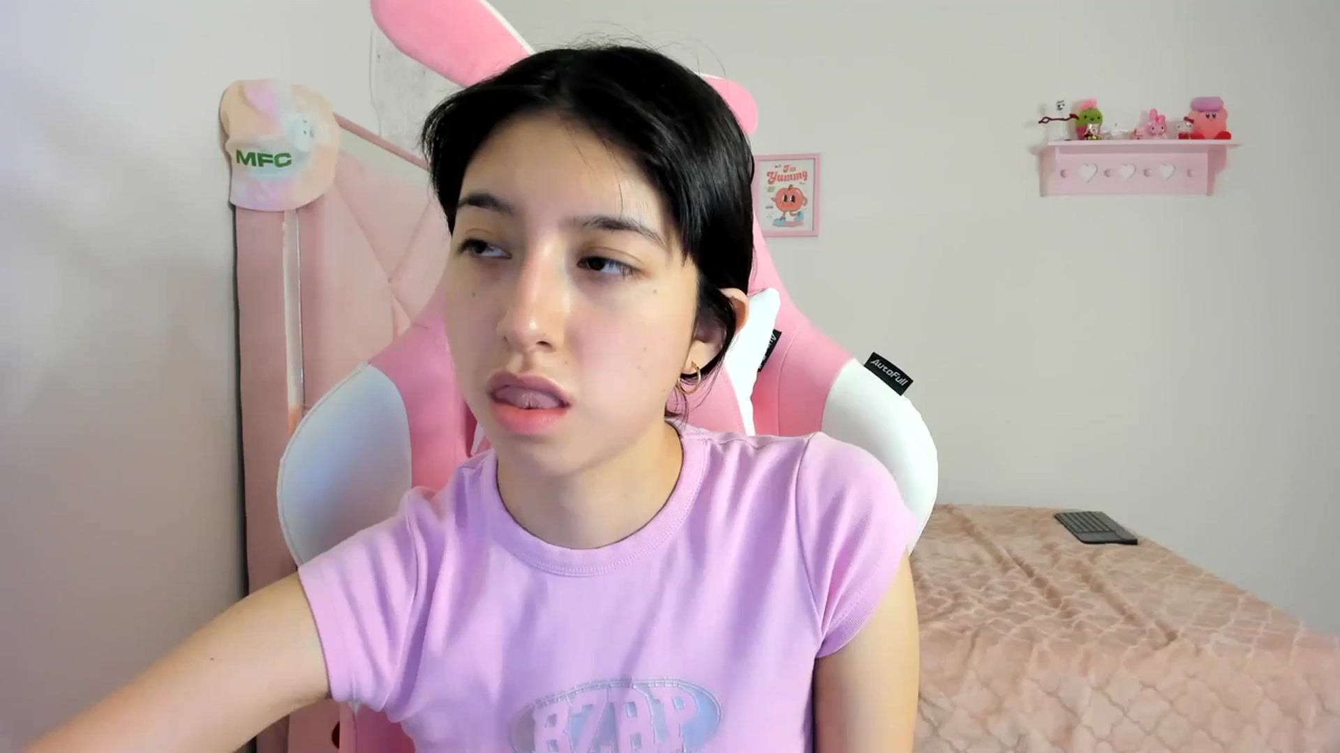 Gallery image thumbnail from Cherrycute666's myfreecams stream on, 03/26/2024, 08:24 image 13 of 20