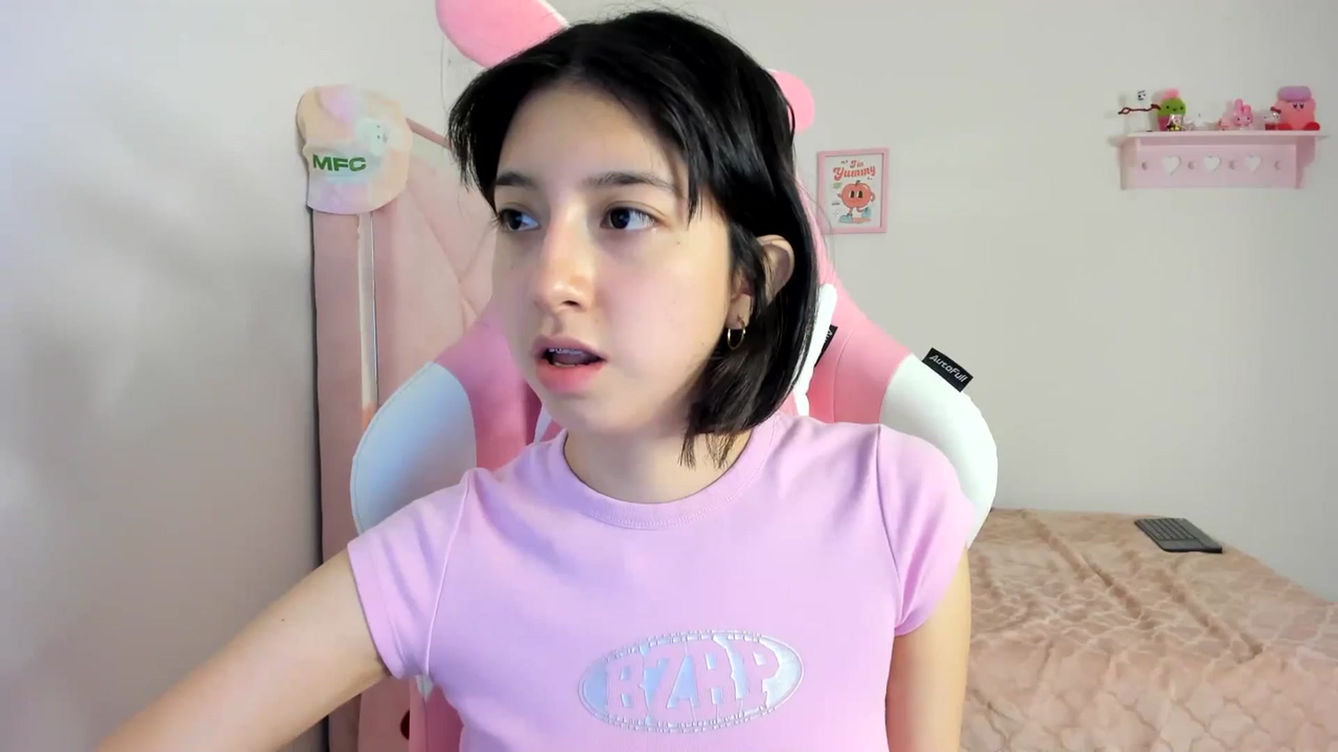 Gallery image thumbnail from Cherrycute666's myfreecams stream on, 03/26/2024, 08:24 image 19 of 20