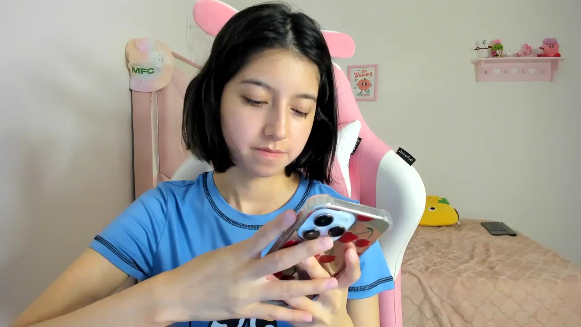 Gallery image thumbnail from Cherrycute666's myfreecams stream on, 03/27/2024, 04:14 image 20 of 20