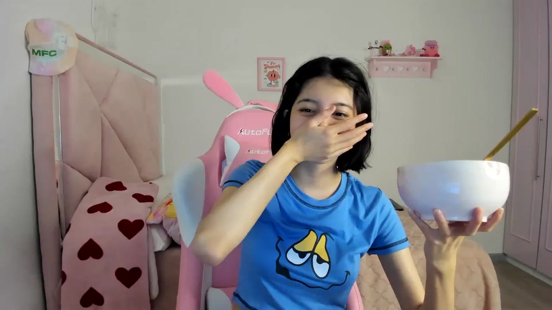 Gallery image thumbnail from Cherrycute666's myfreecams stream on, 03/27/2024, 04:14 image 4 of 20