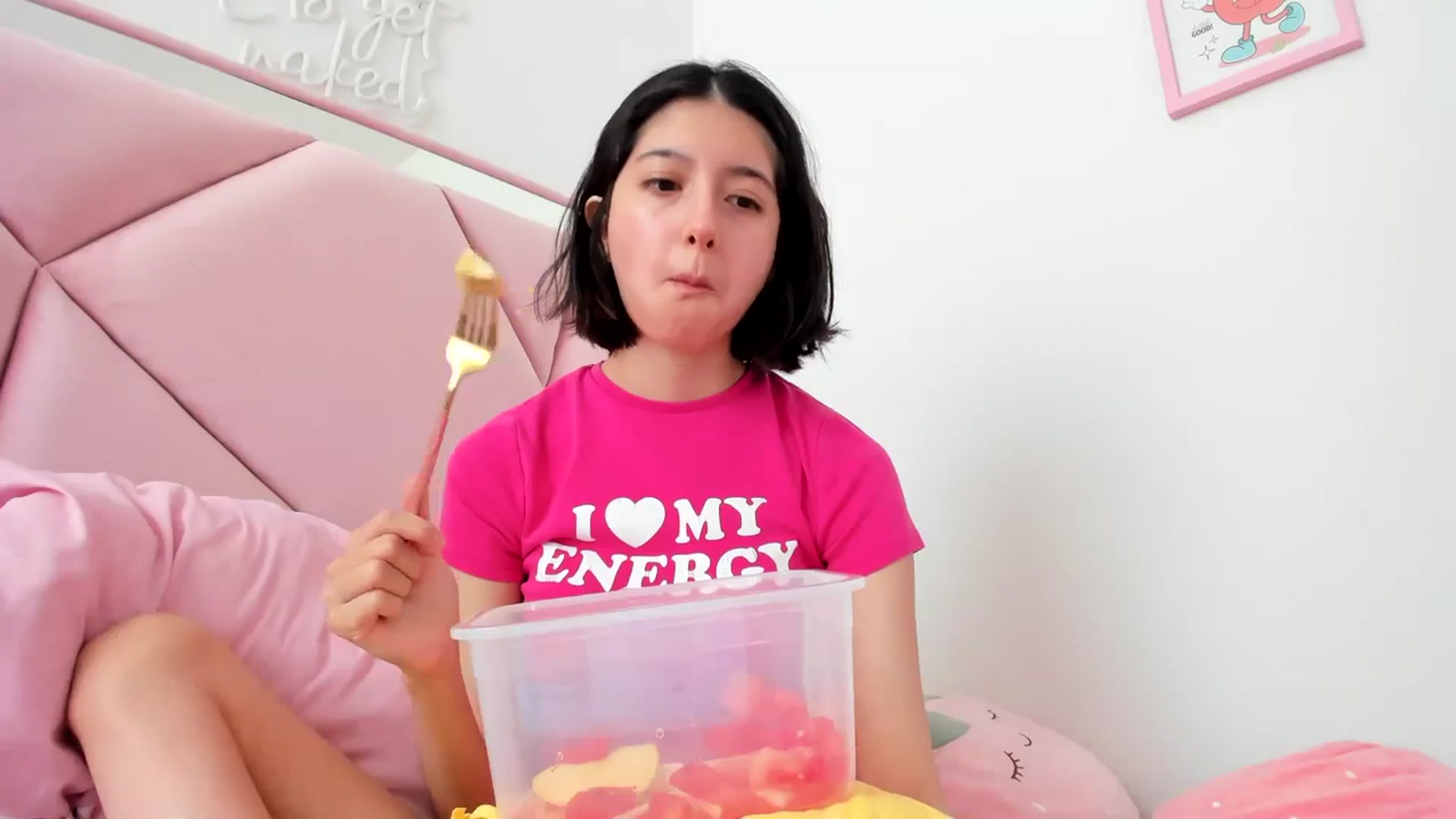 Gallery image thumbnail from Cherrycute666's myfreecams stream on, 03/28/2024, 21:39 image 16 of 20