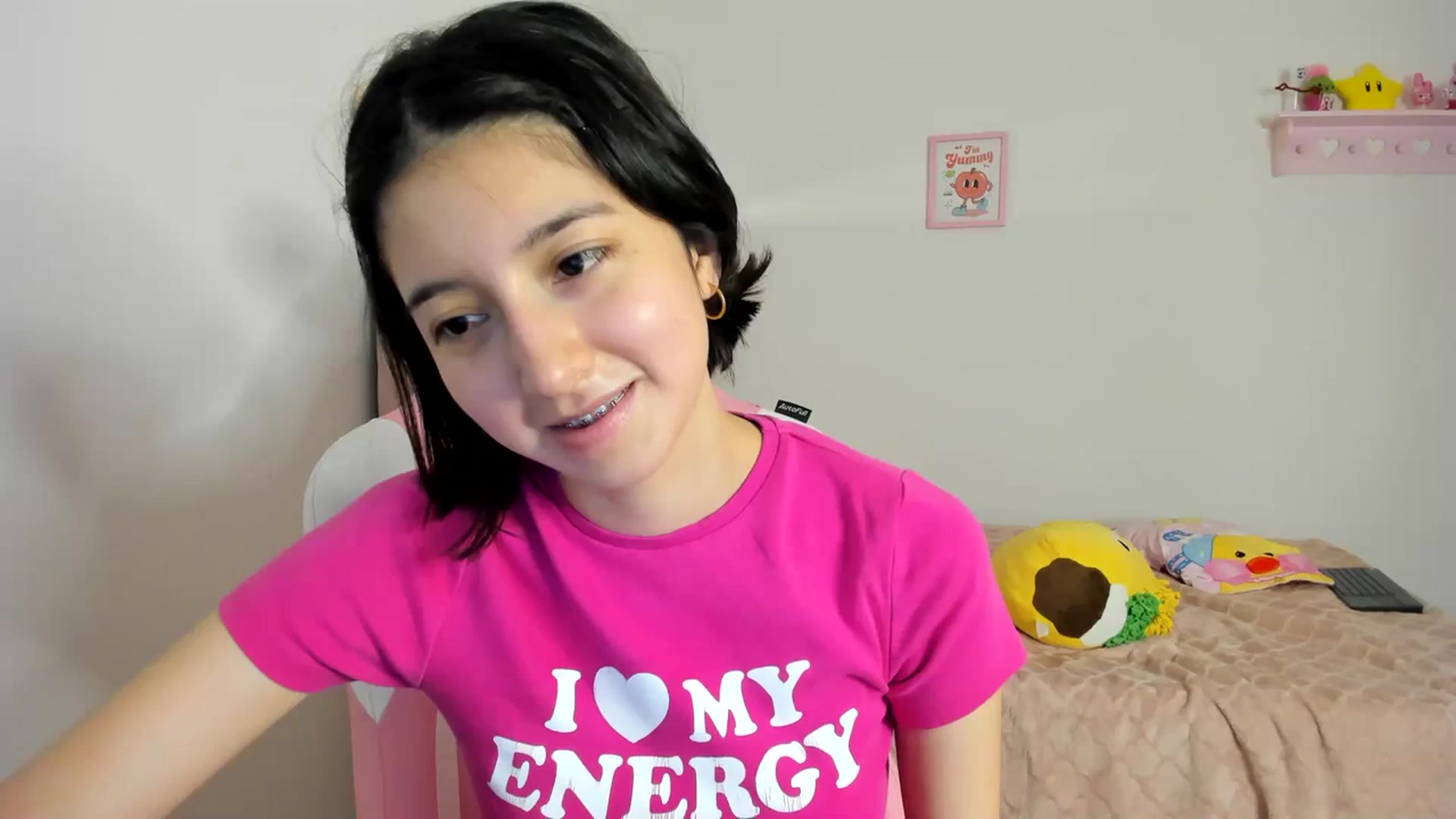Gallery image thumbnail from Cherrycute666's myfreecams stream on, 03/29/2024, 05:32 image 13 of 20