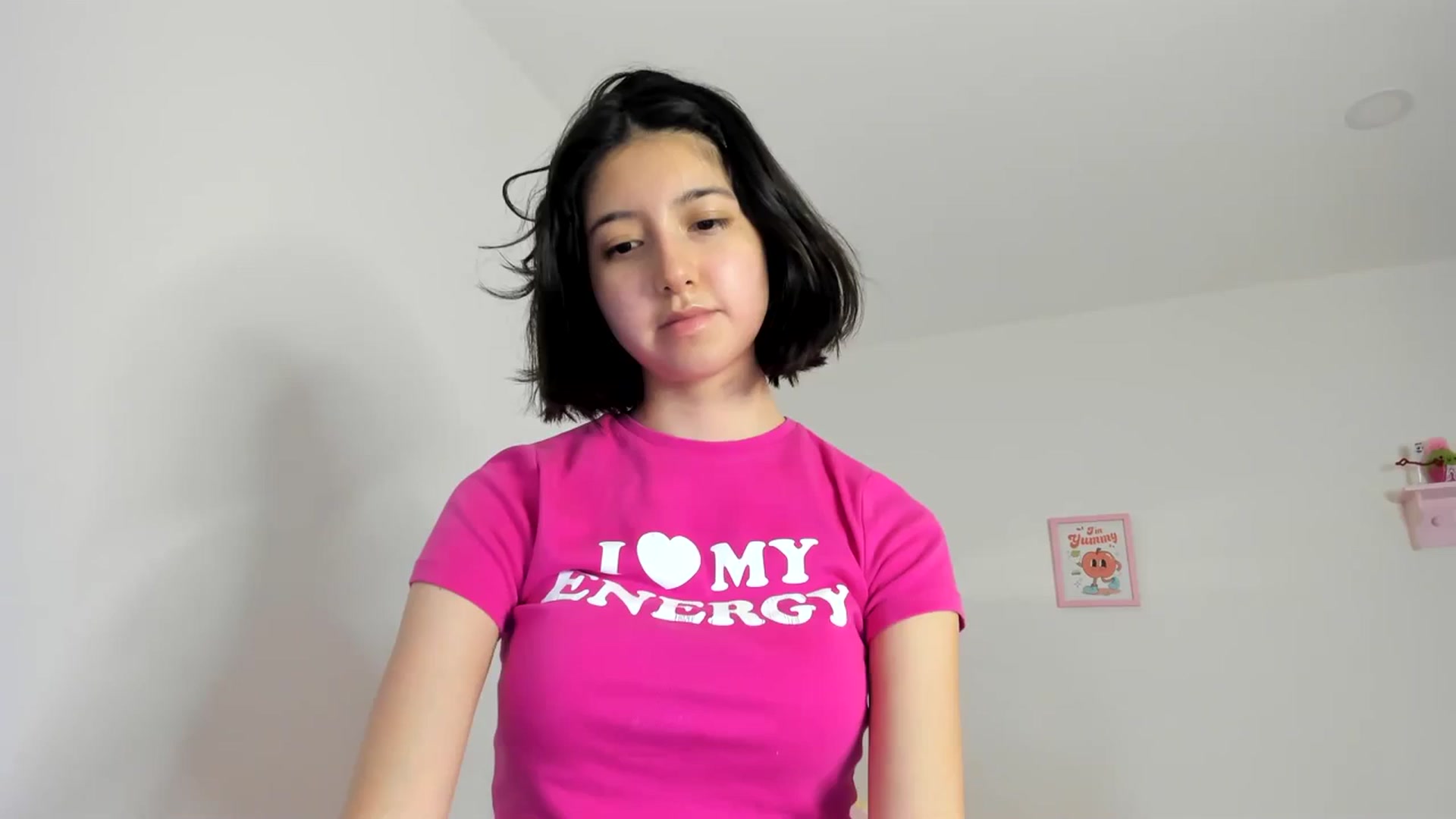 Gallery image thumbnail from Cherrycute666's myfreecams stream on, 03/29/2024, 05:32 image 1 of 20