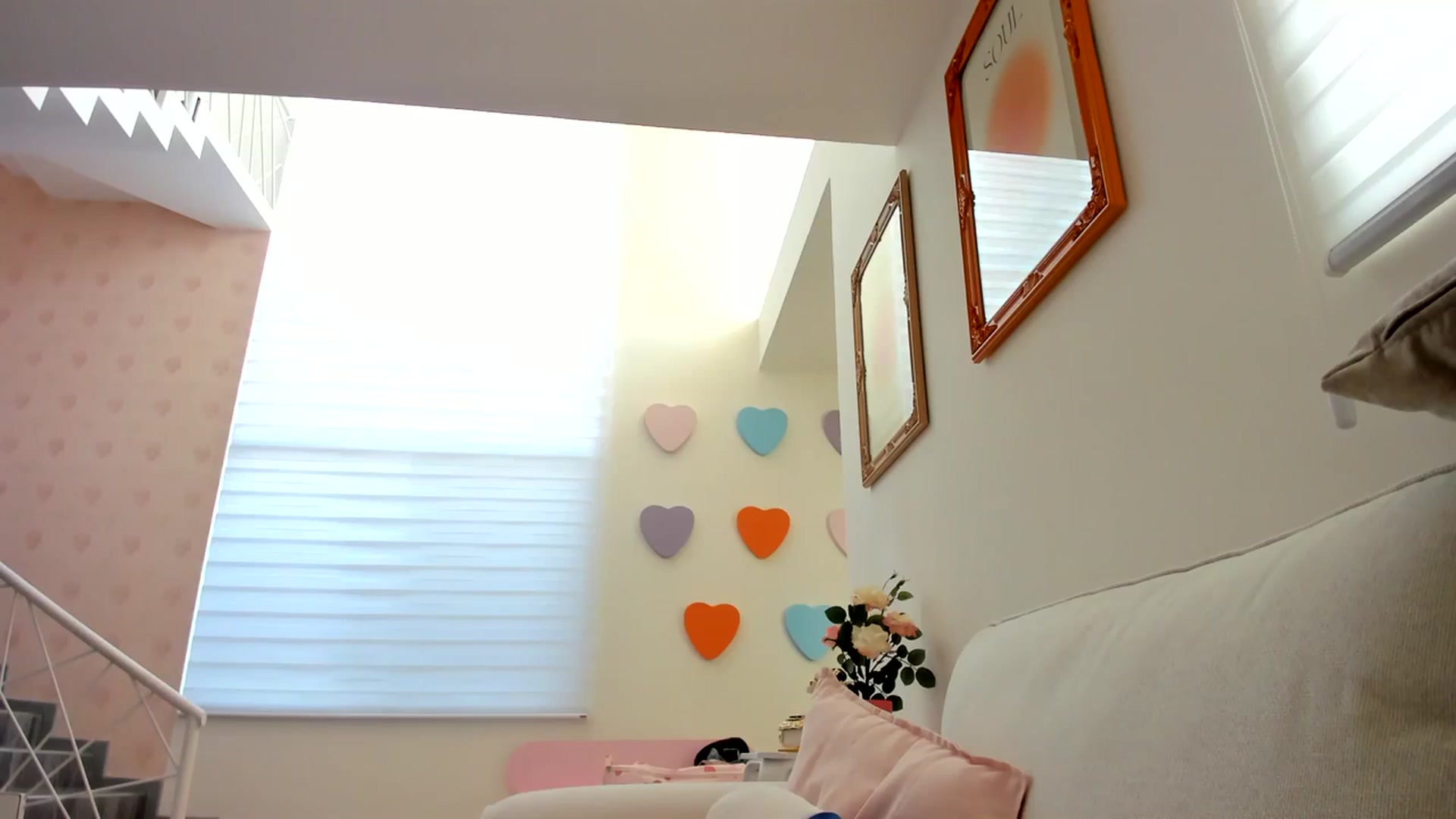 Gallery image thumbnail from Cherrycute666's myfreecams stream on, 03/29/2024, 20:45 image 9 of 20