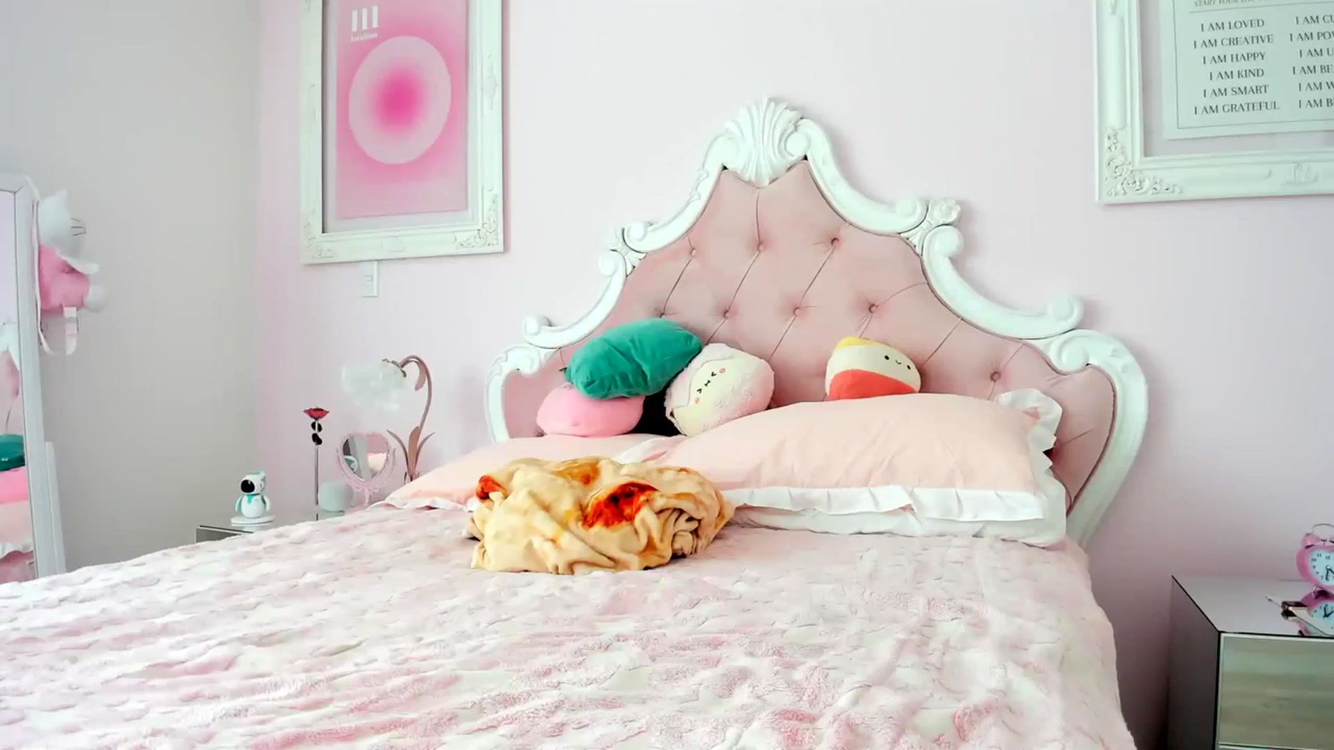 Gallery image thumbnail from Cherrycute666's myfreecams stream on, 03/29/2024, 22:01 image 17 of 20