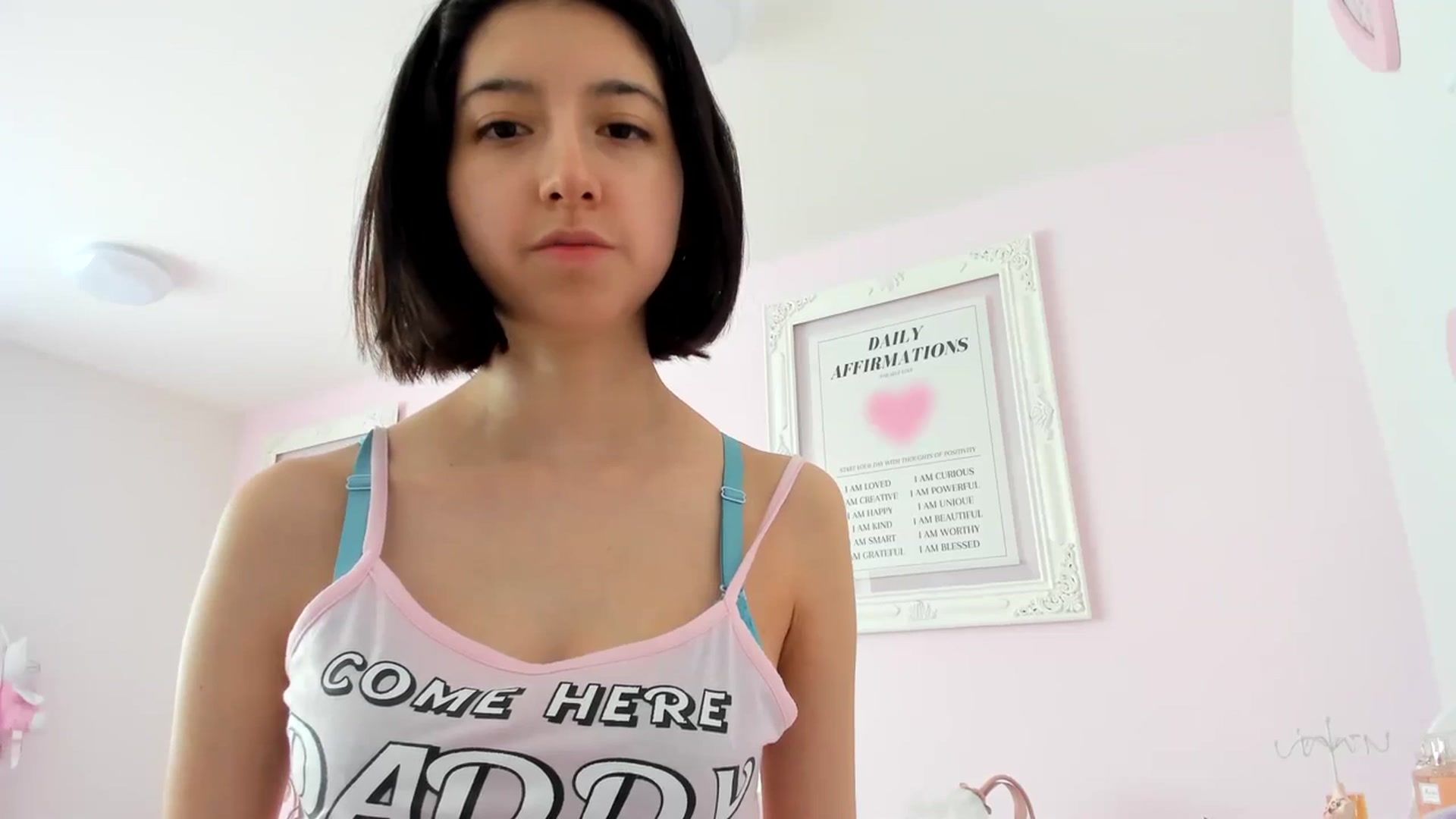 Gallery image thumbnail from Cherrycute666's myfreecams stream on, 03/29/2024, 22:01 image 10 of 20
