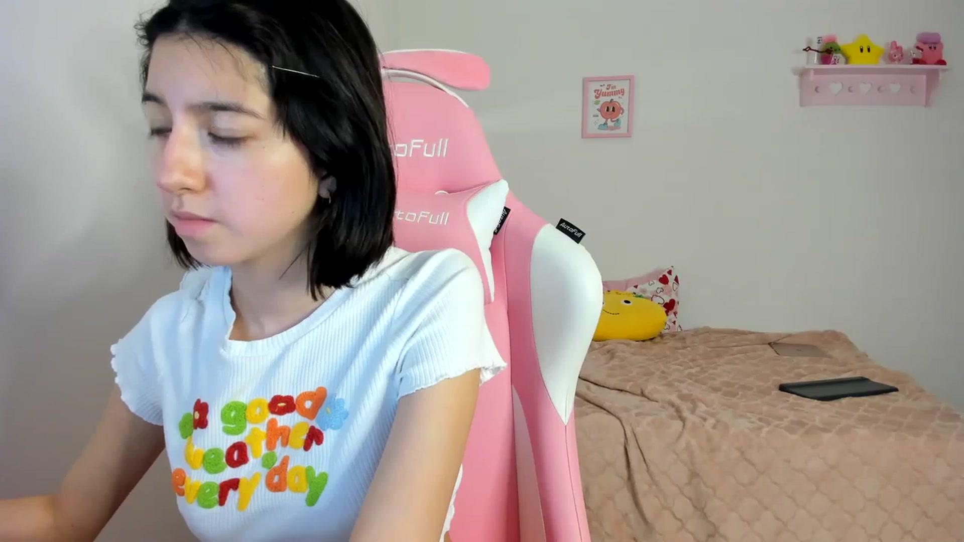Gallery image thumbnail from Cherrycute666's myfreecams stream on, 04/02/2024, 01:38 image 8 of 20