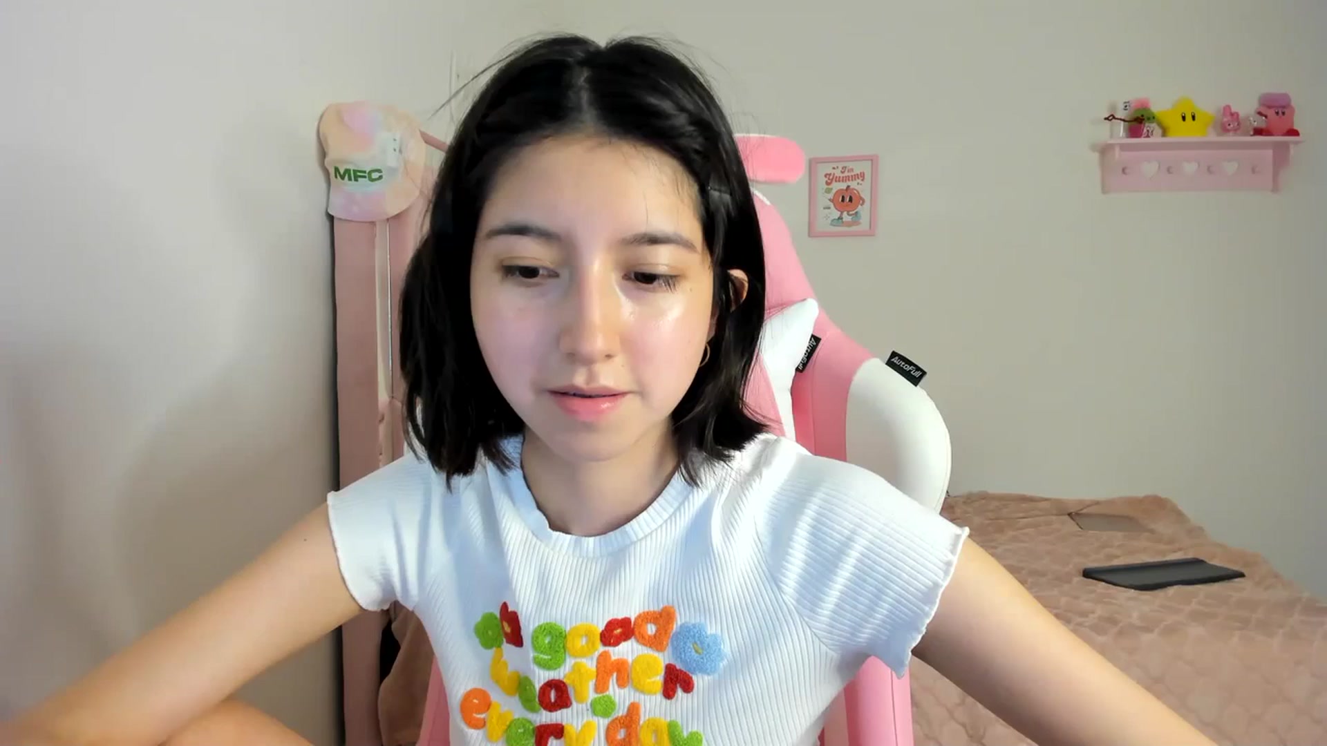 Gallery image thumbnail from Cherrycute666's myfreecams stream on, 04/02/2024, 01:38 image 20 of 20