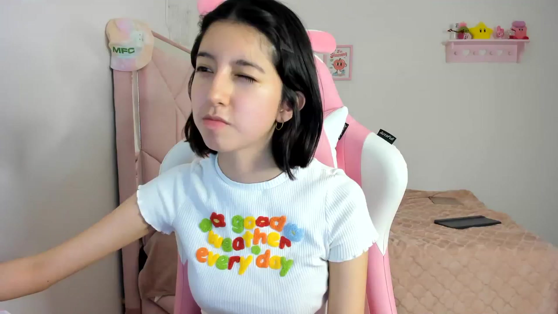 Gallery image thumbnail from Cherrycute666's myfreecams stream on, 04/02/2024, 01:38 image 11 of 20